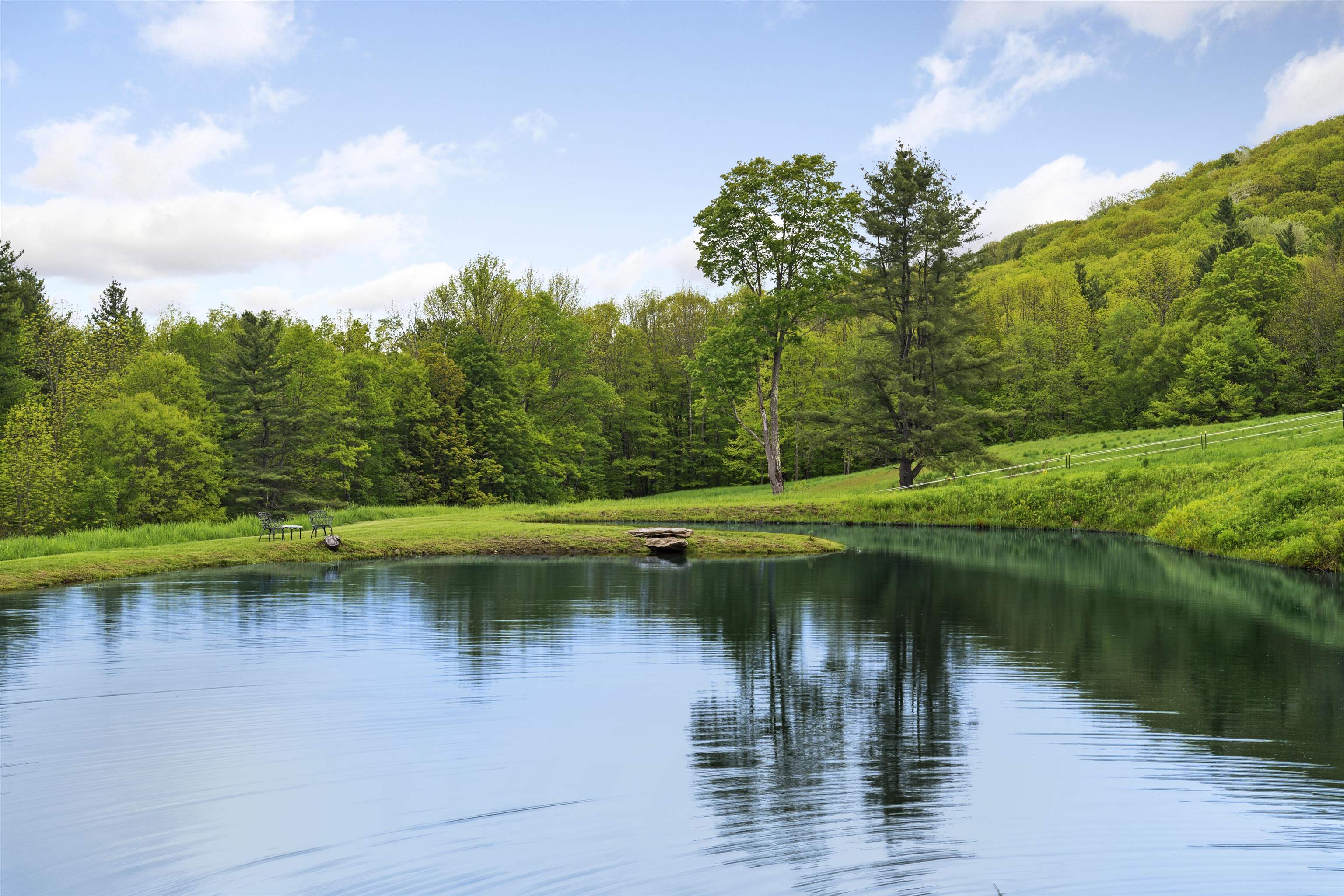 Homes for sale in Woodstock, VT | 412 Skyland Ln, Woodstock, VT 05091 | MLS# 5044620