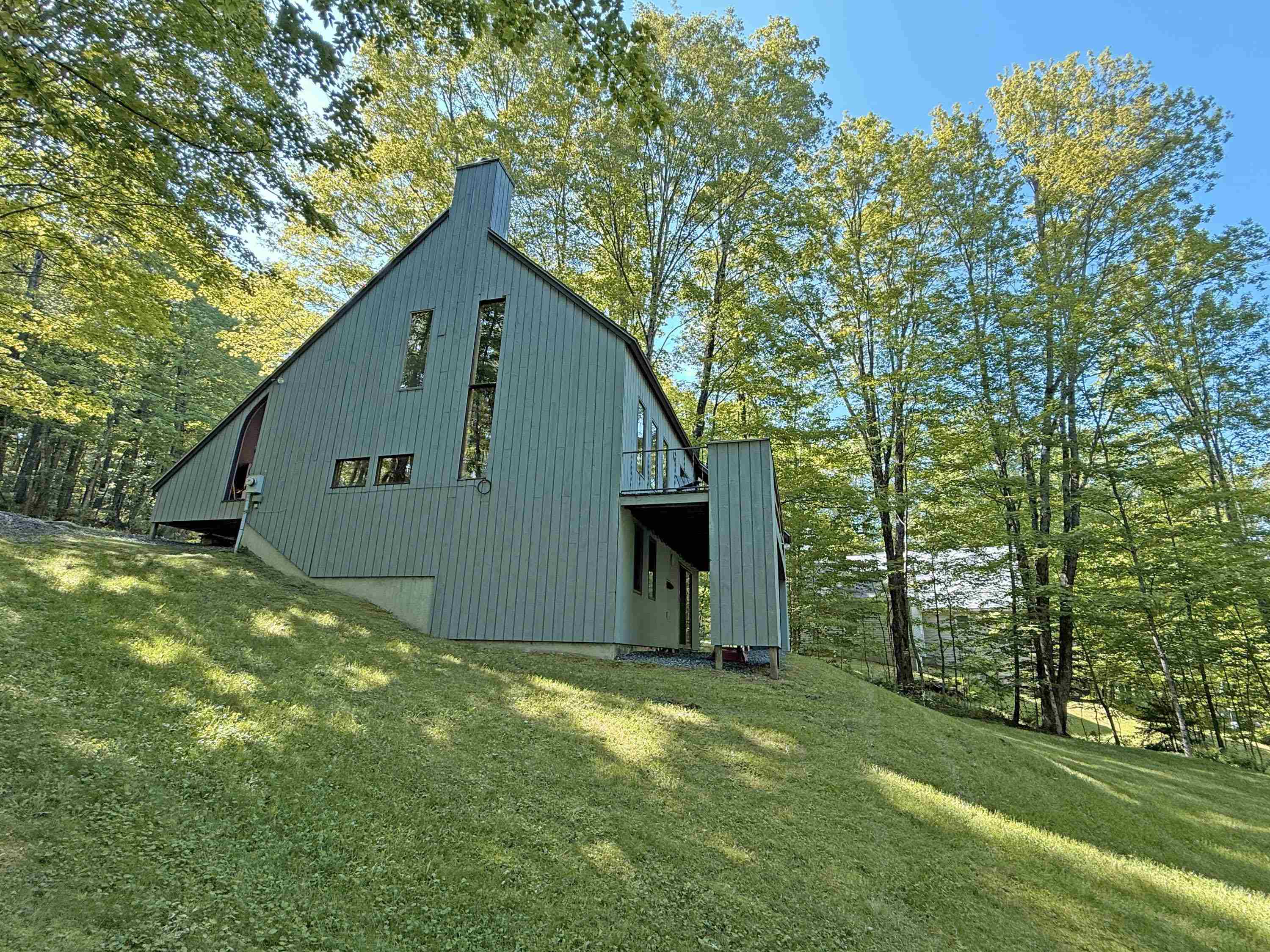 Homes for sale in Wilmington, VT | 16 View Rd, Wilmington, VT 05363 | MLS# 5044923