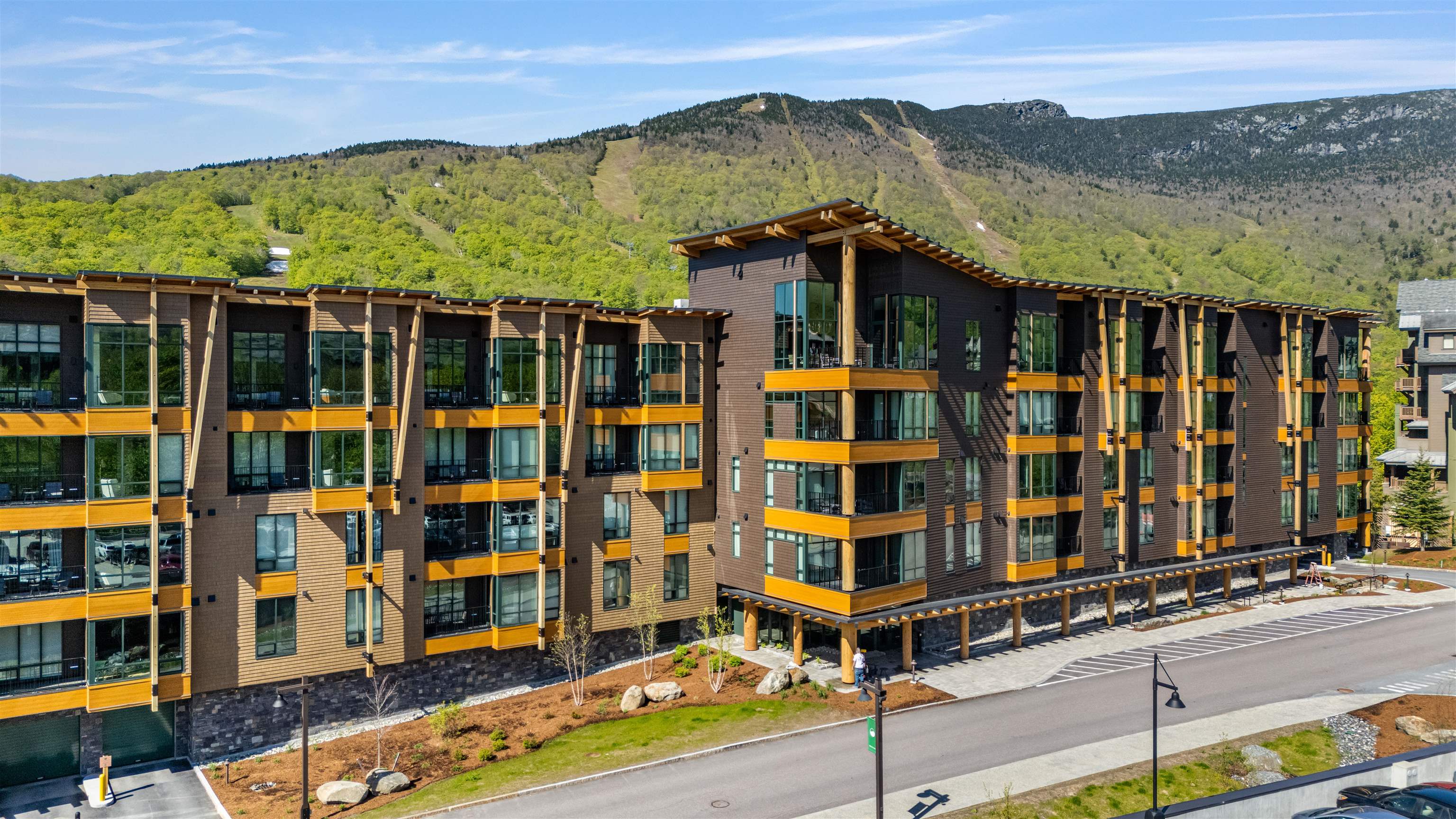 Homes for sale in Stowe, VT | 69 Hourglass Dr #205, Stowe, VT 05672 | MLS# 5045125