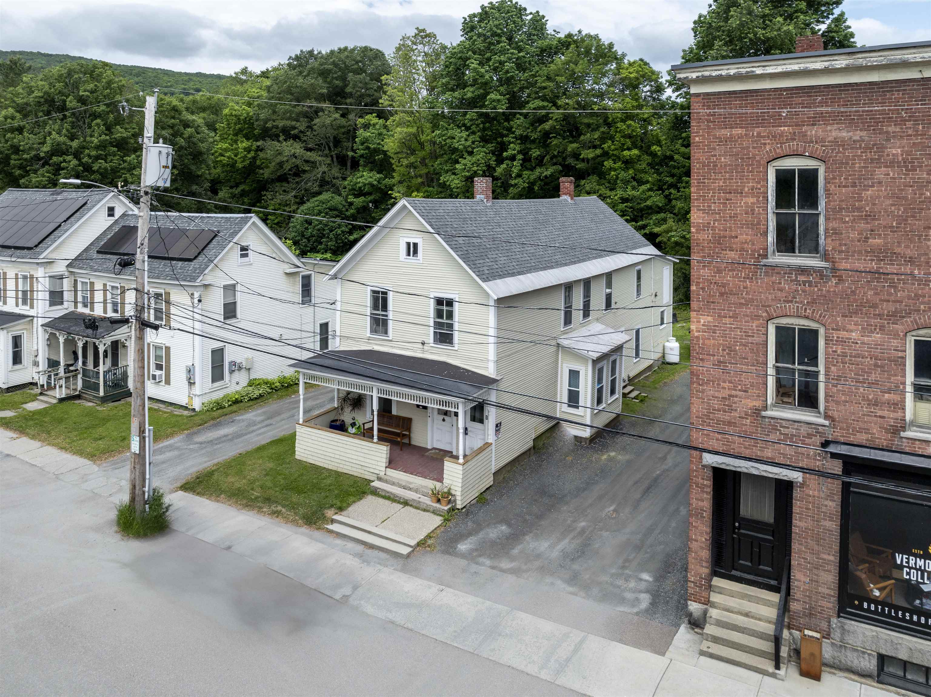 Homes for sale in Waterbury, VT | 7 9 Elm St, Waterbury, VT 05676 | MLS# 5045188