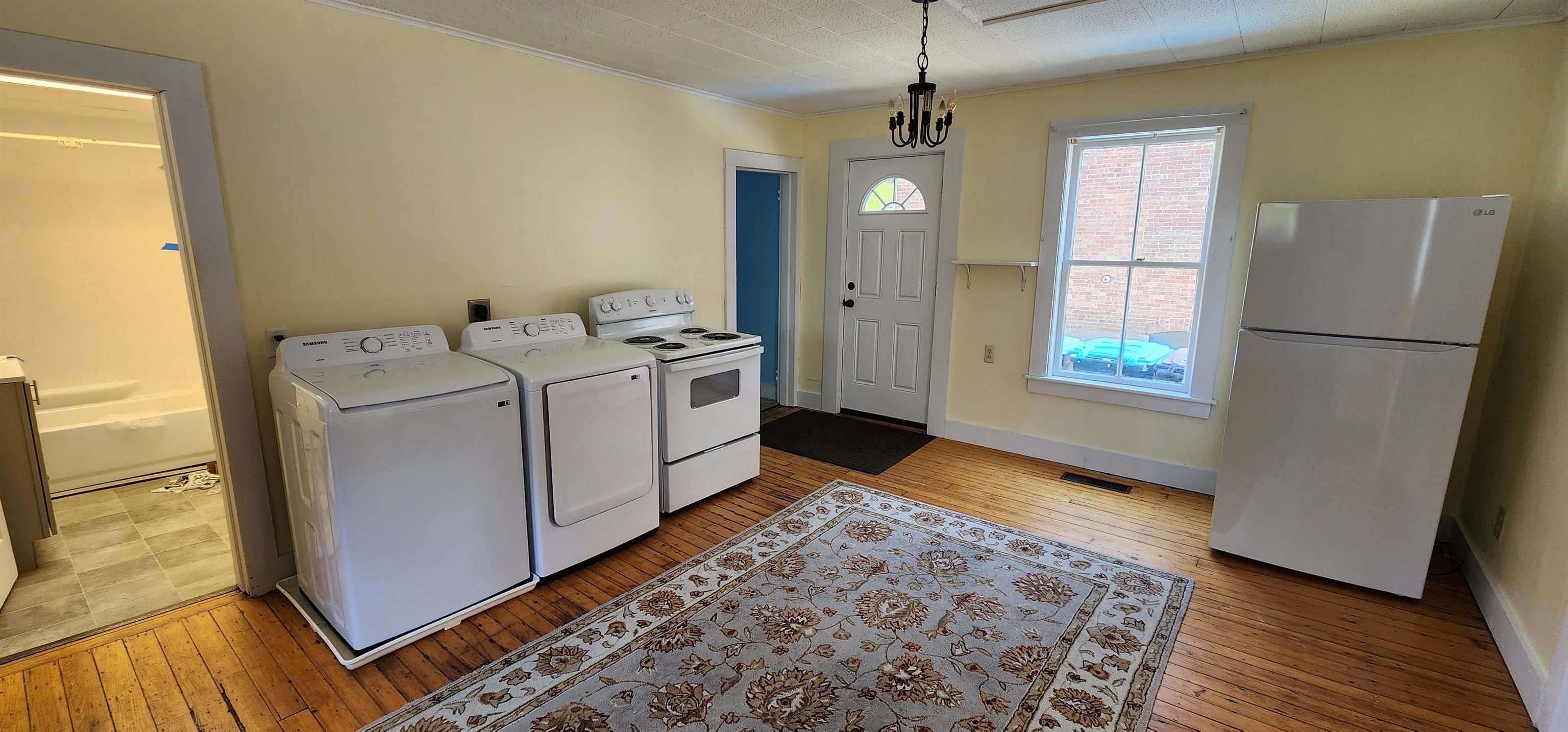 Homes for sale in Waterbury, VT | 7-9 Elm St, Waterbury, VT 05676 | MLS# 5045188