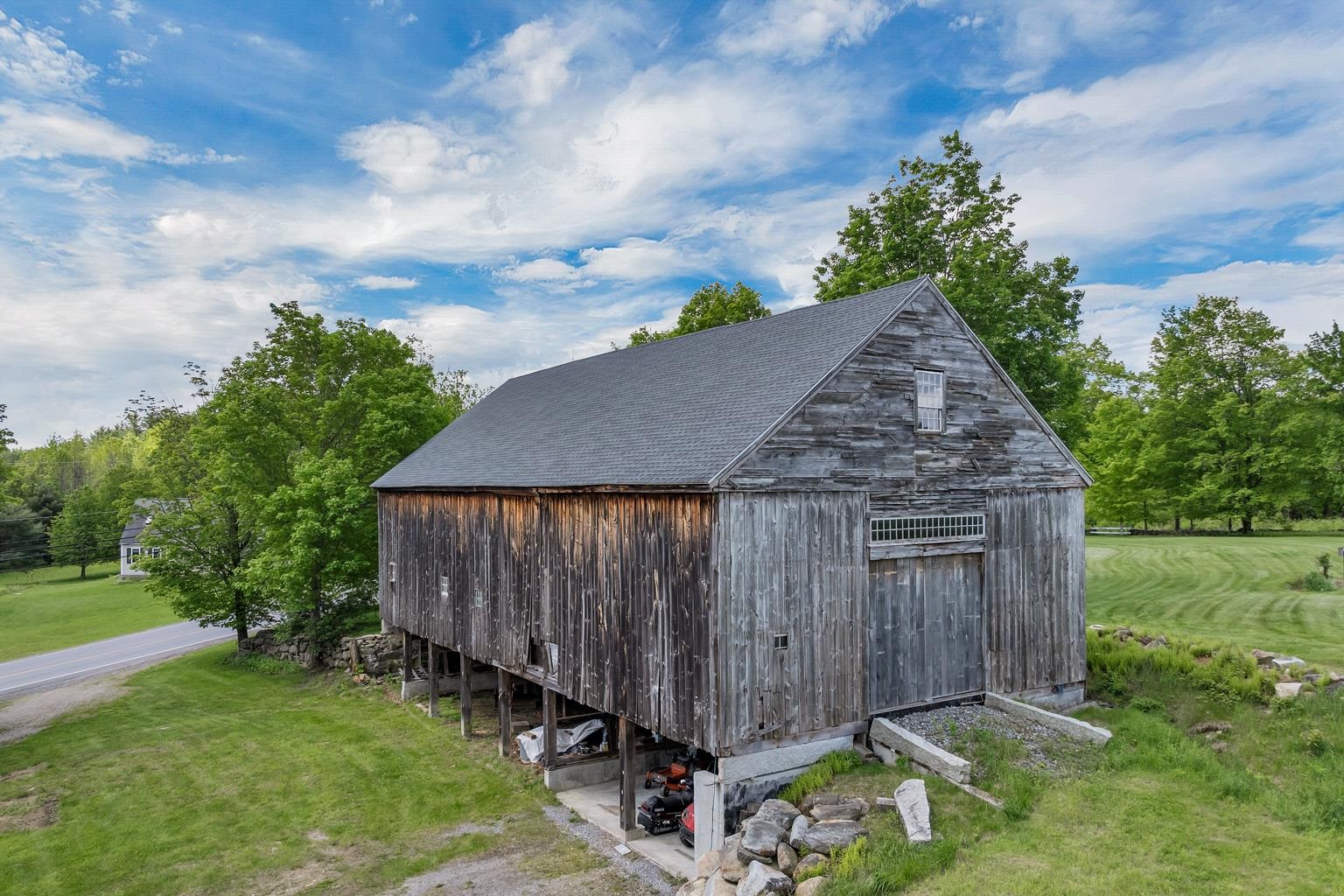 Homes for sale in Weare, NH | 196 Deering Center Rd, Weare, NH 03281 | MLS# 5045233