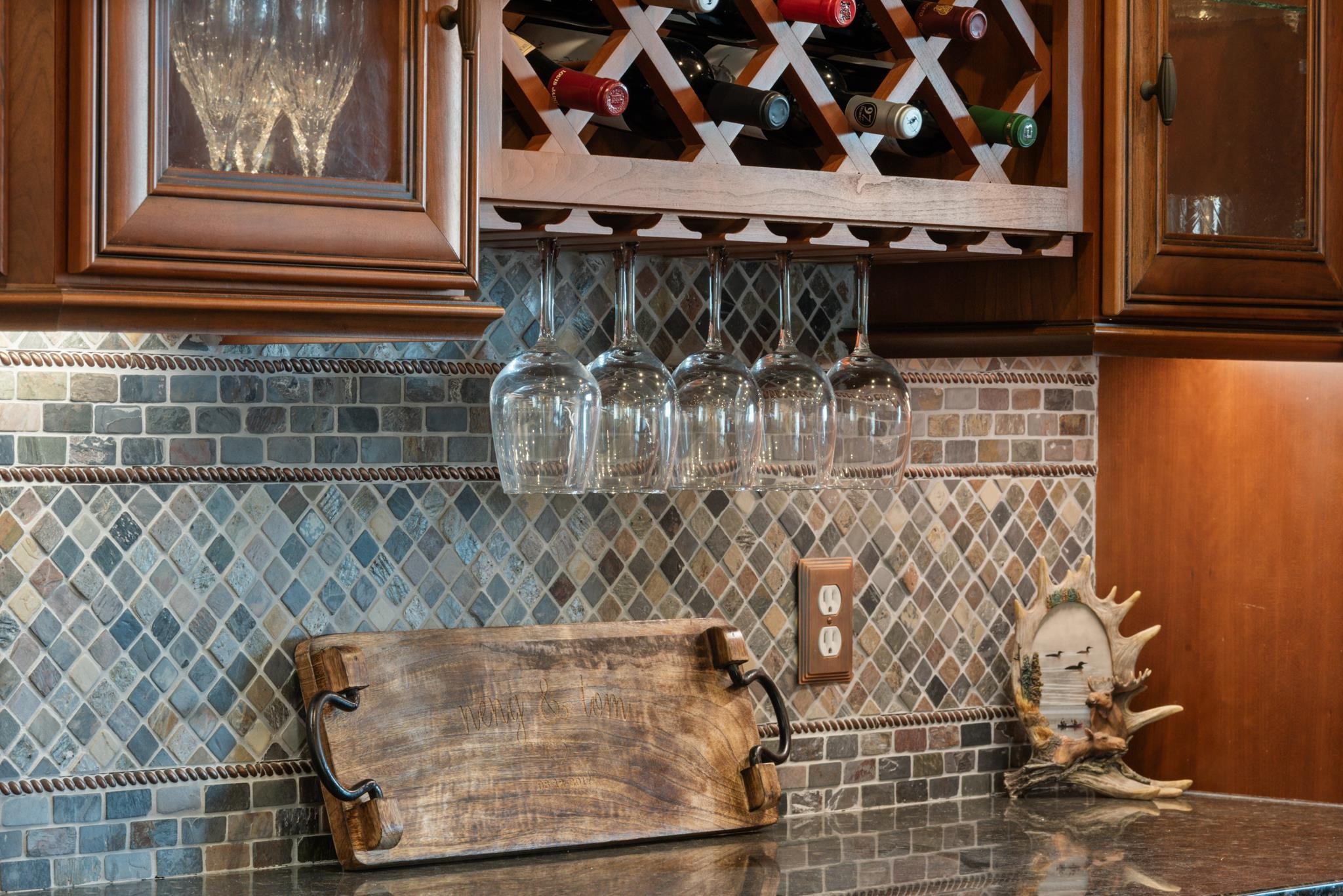 33 Winterberry Ln, Plymouth, NH 03264