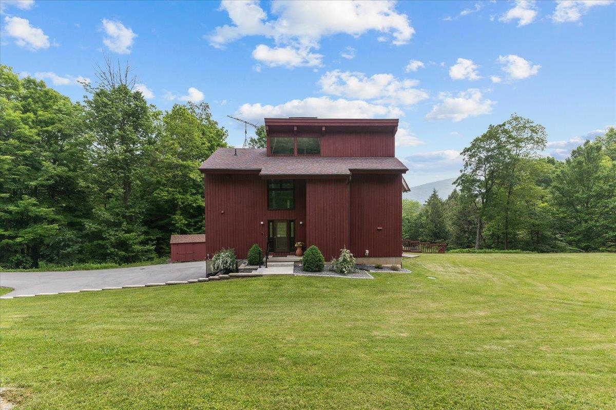 Homes for sale in Milton, VT | 215 Us Route 7 North, Milton, VT 05468 | MLS# 5045284