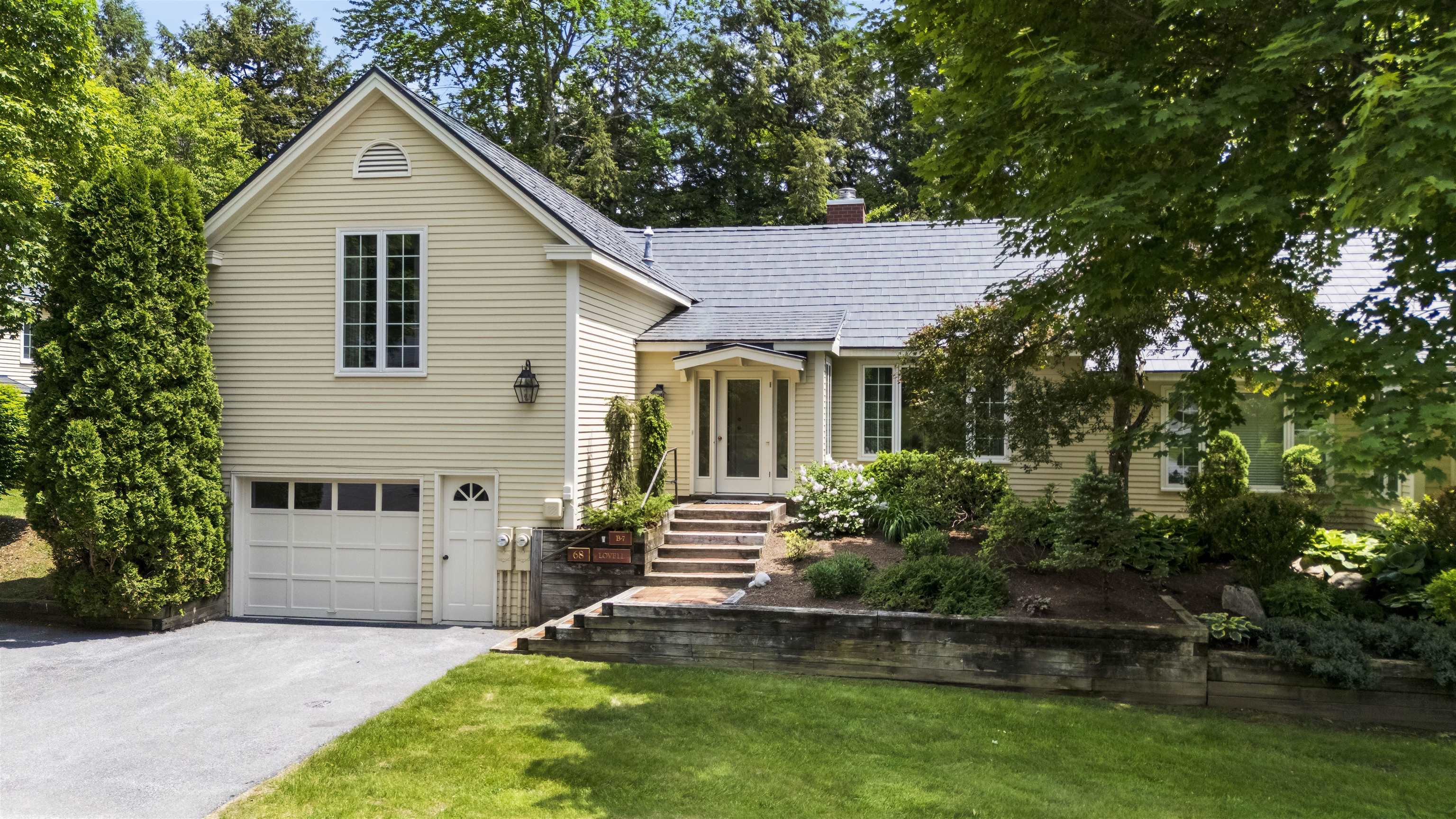 Homes for sale in Manchester, VT | 68 Owls Nest Cir #B-7, Manchester, VT 05254 | MLS# 5045346