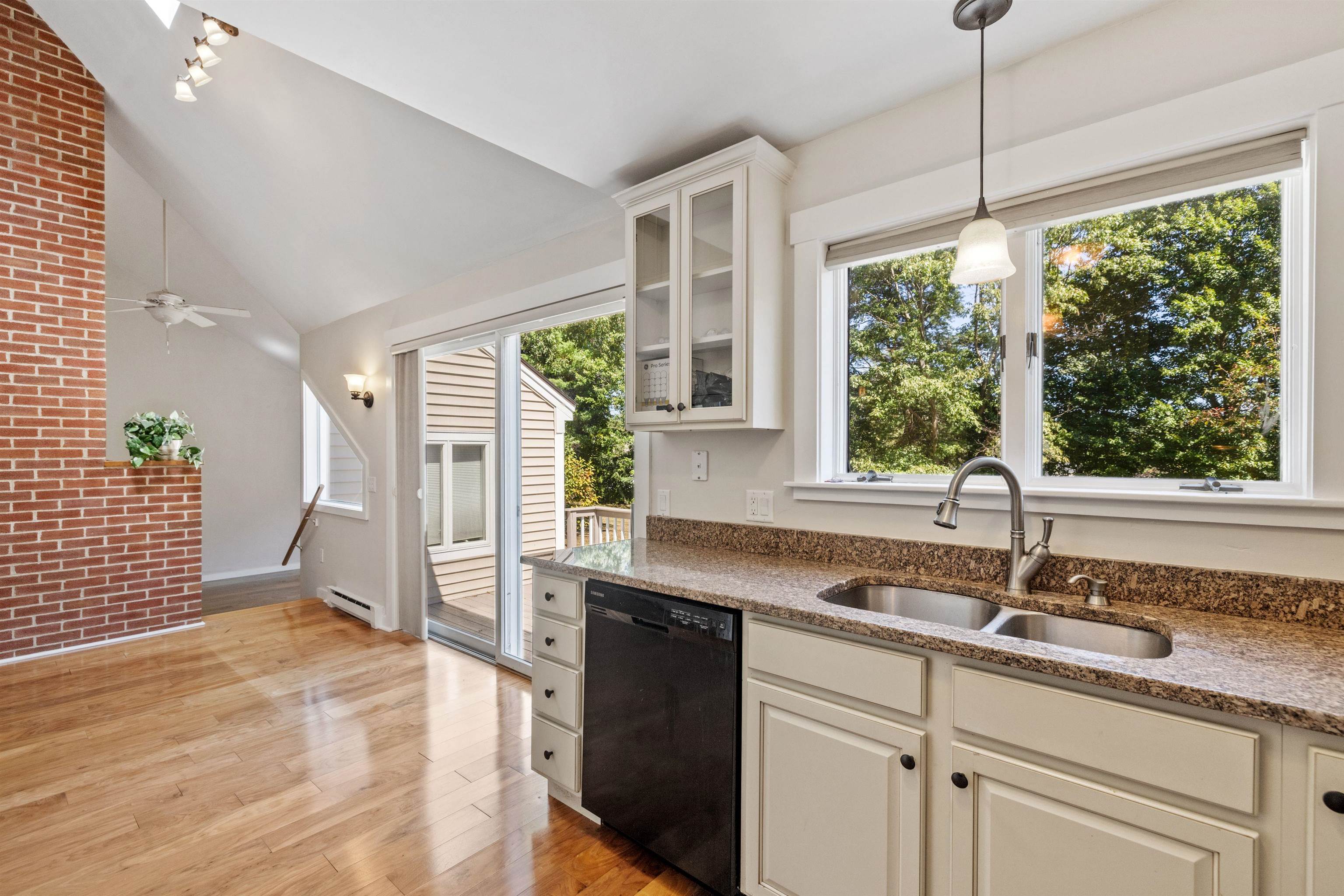 MLS #5045477 image #9