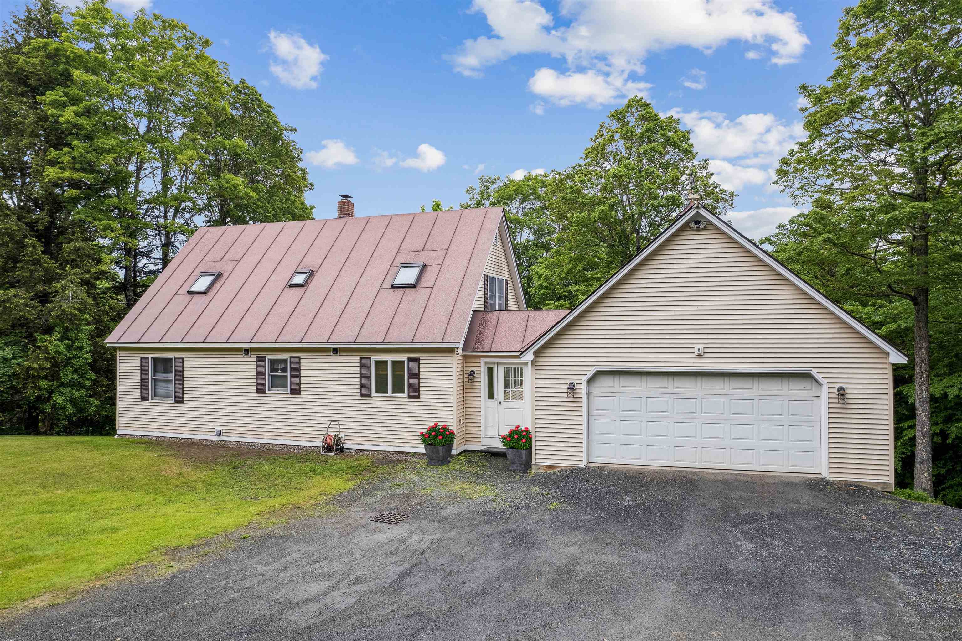 Homes for sale in Barnard, VT | 530 West Rd, Barnard, VT 05031 | MLS# 5045507