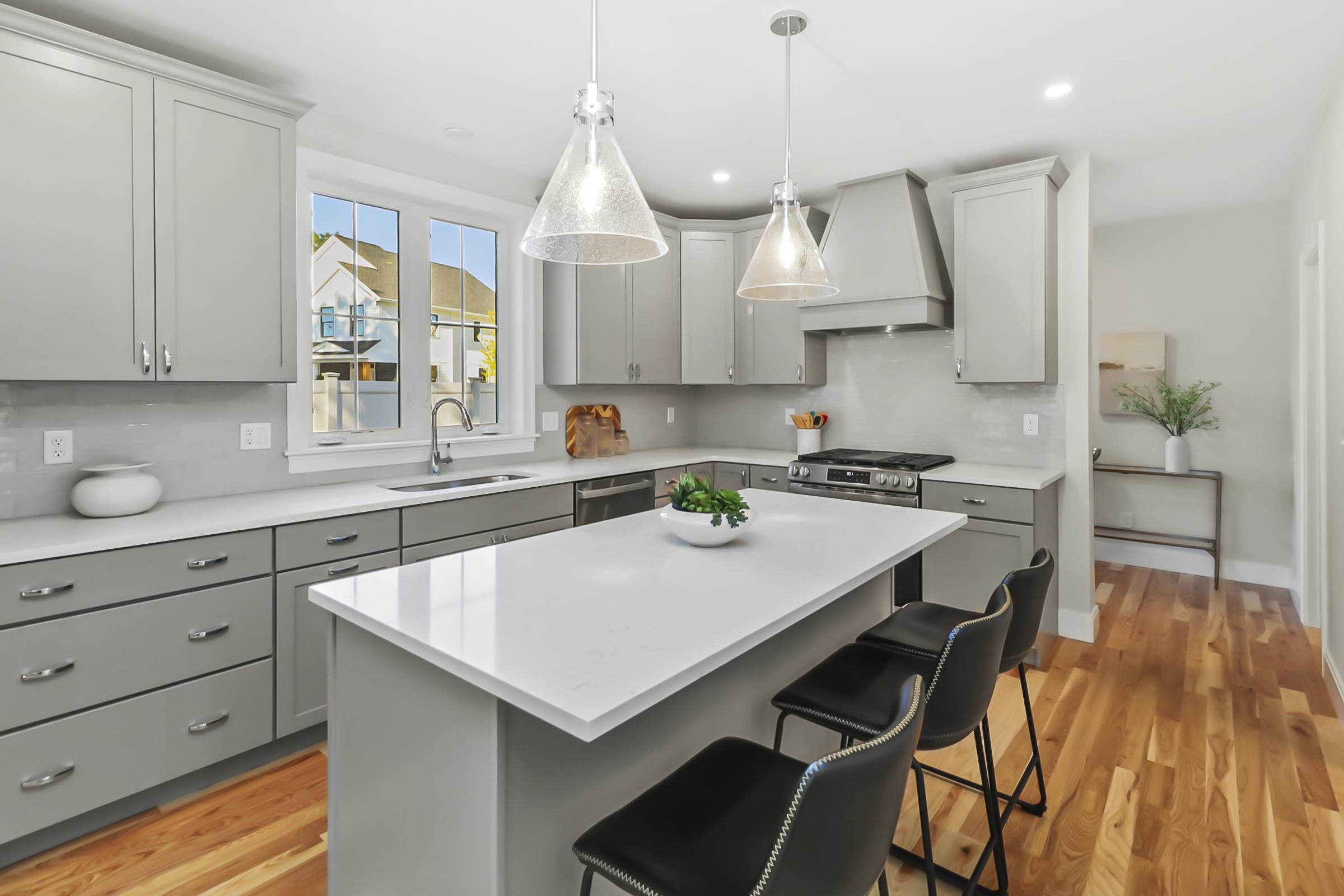 Homes for sale in Portsmouth, NH | 6 Boyd Rd, Portsmouth, NH 03801 | MLS# 5045509