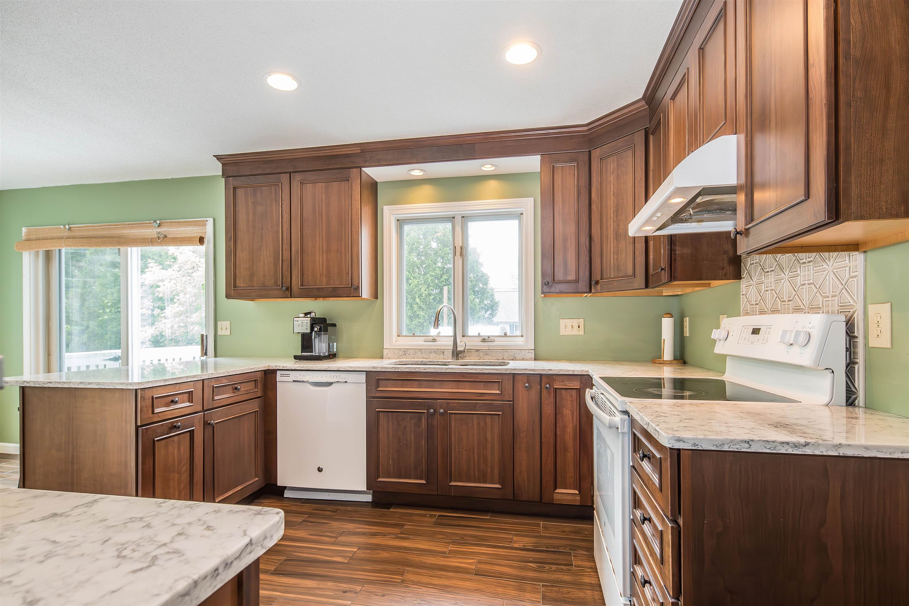 Homes for sale in Rutland City, VT | 6 Moonbrook Dr, Rutland City, VT 05701 | MLS# 5045557