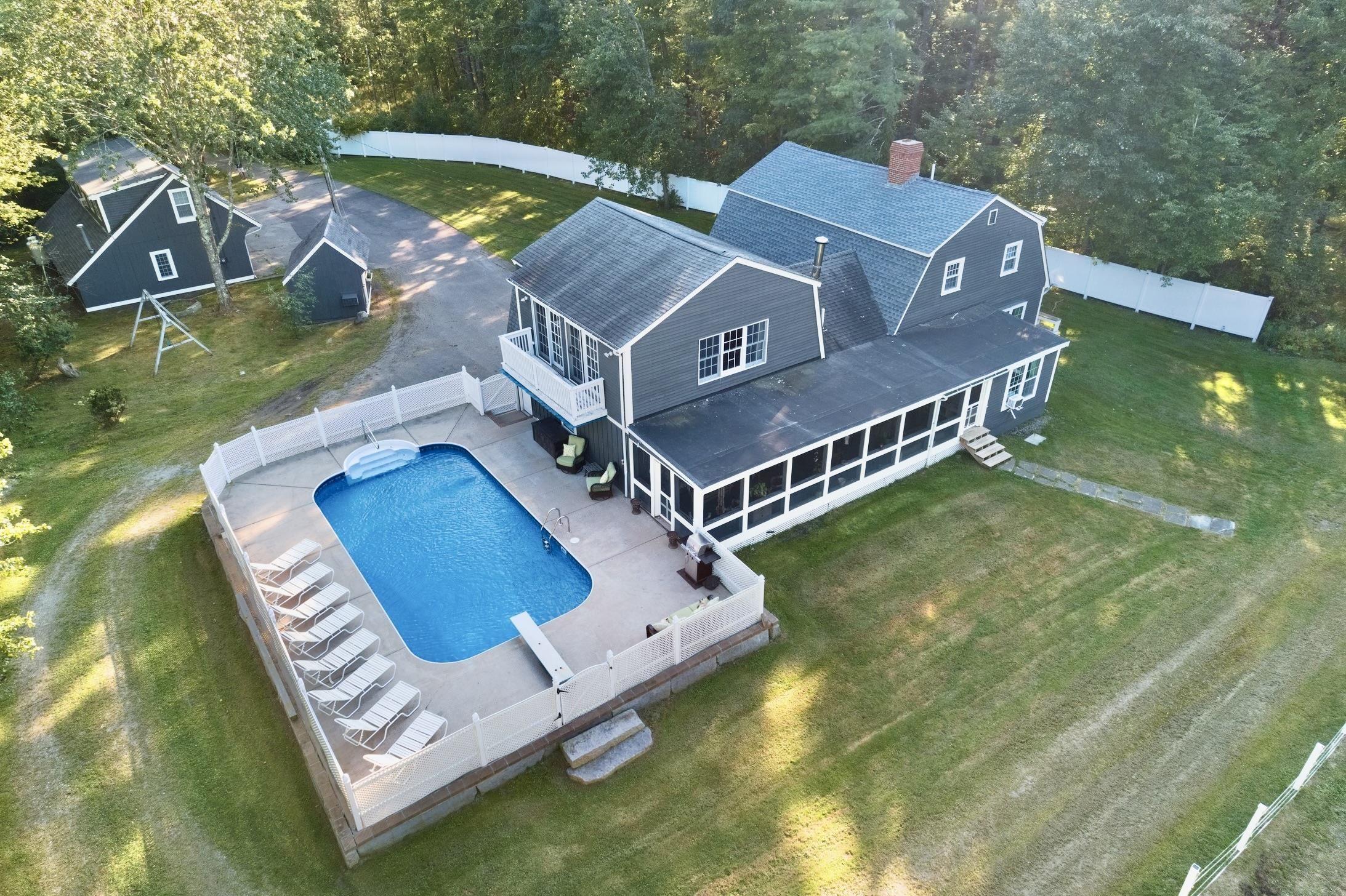 MLS 5045621: 73 Linden Street, Exeter NH