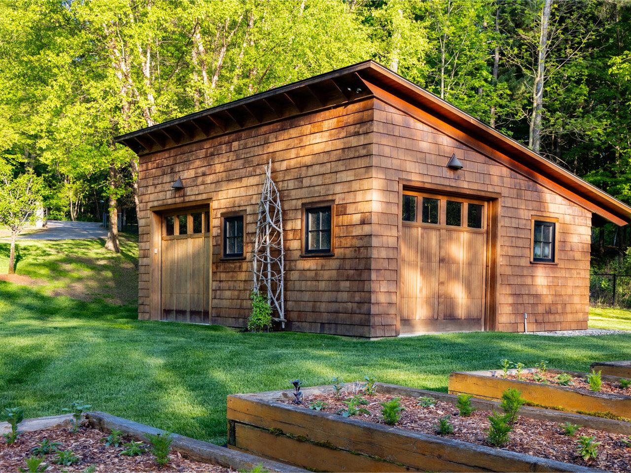 Homes for sale in Shelburne, VT | 225 Eagles Rest Rd, Shelburne, VT 05482 | MLS# 5045896