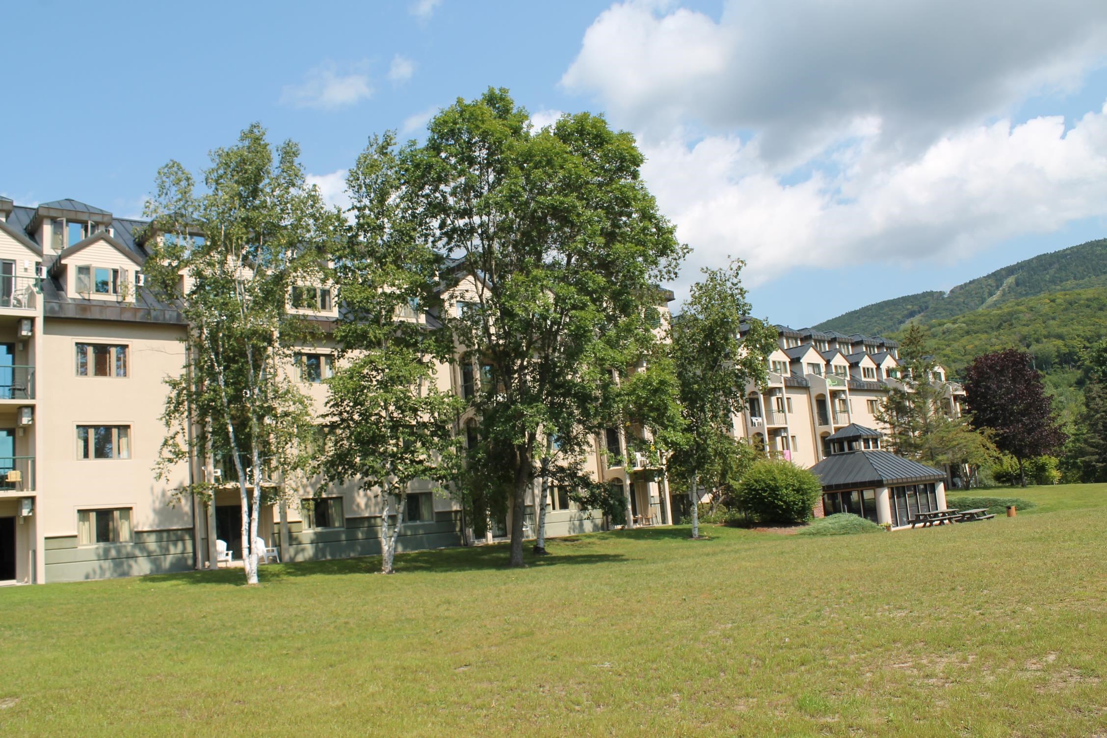 Homes for sale in Lincoln, NH | 48 Cooper Memorial Dr #405, Lincoln, NH 03251 | MLS# 5045939