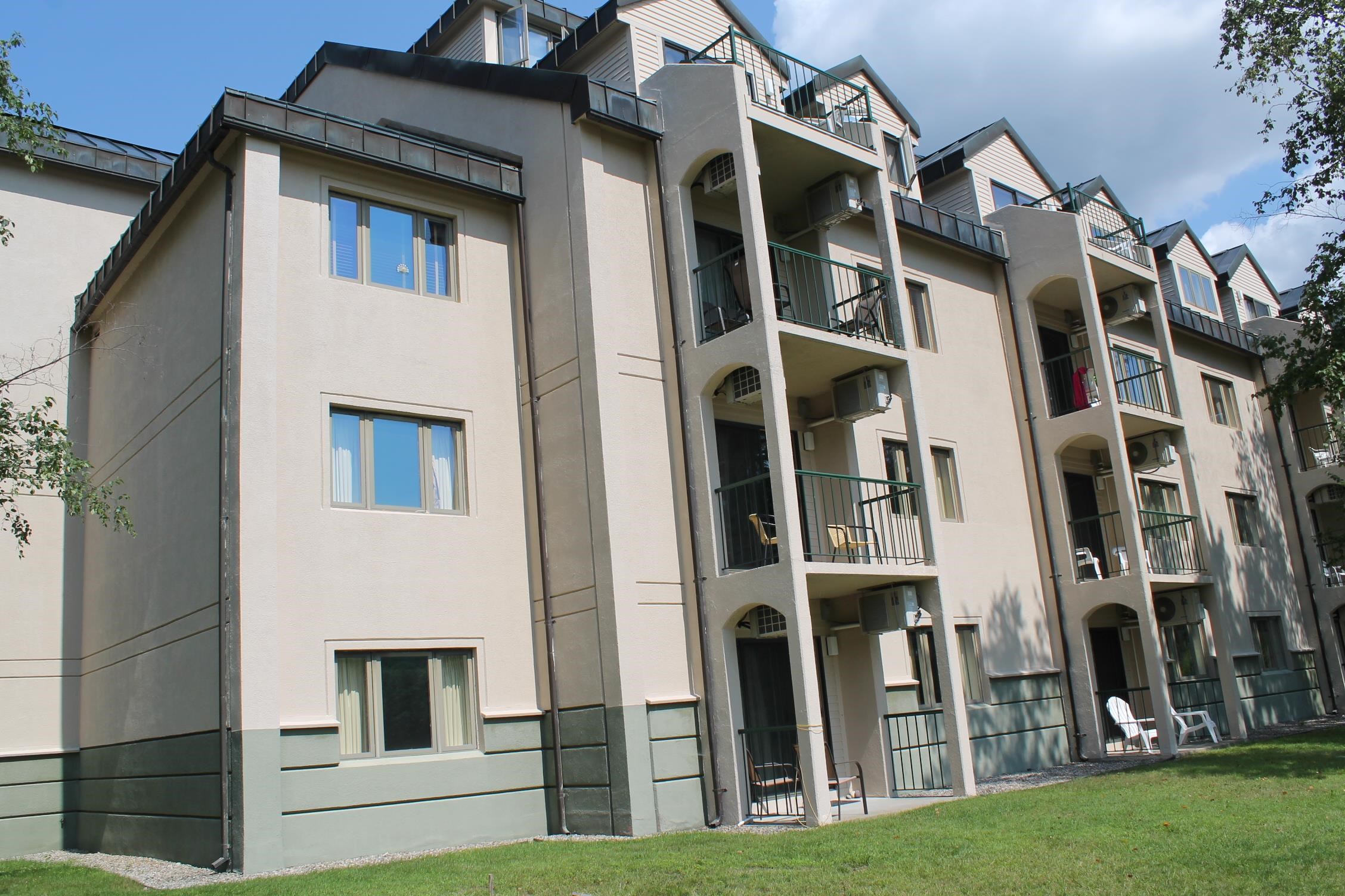 Homes for sale in Lincoln, NH | 48 Cooper Memorial Dr #405, Lincoln, NH 03251 | MLS# 5045939