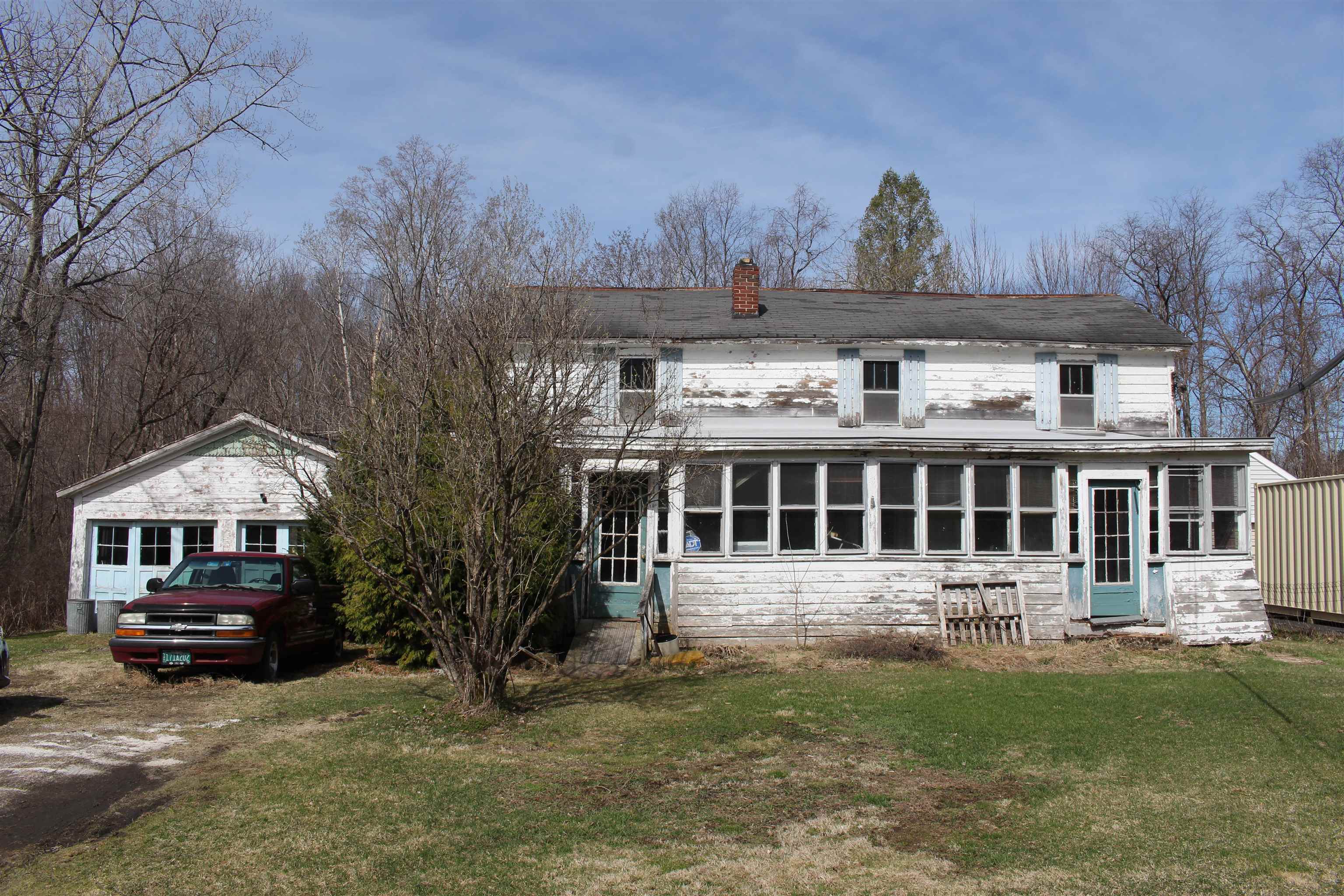 Bennington VT Home for sale $$135,000 $90 per sq.ft.