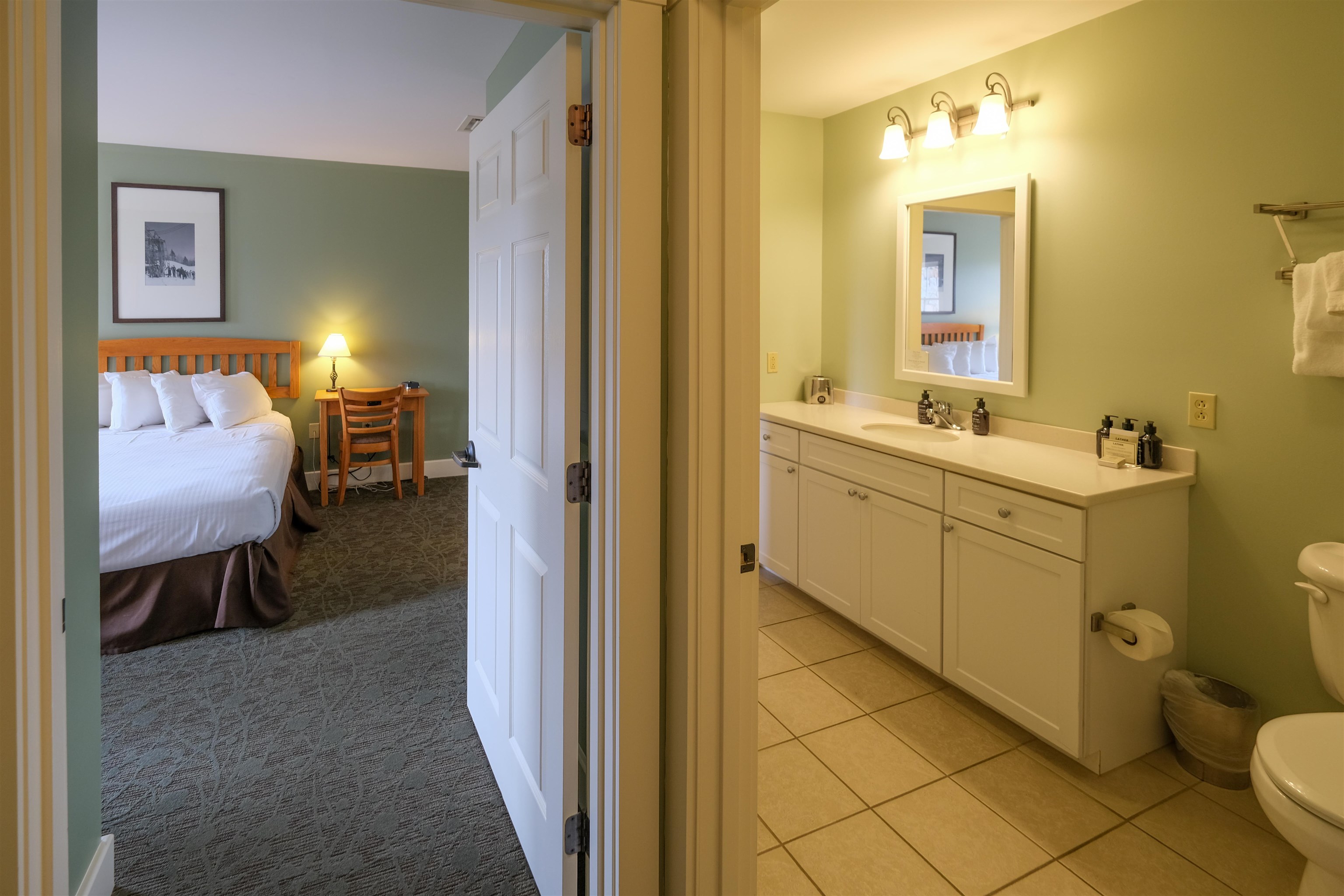 Hall looking into Double Bedroom & Bathroom 23412668