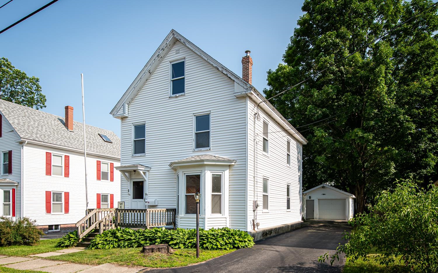 MLS 5046283: 4 Walnut Street, Exeter NH