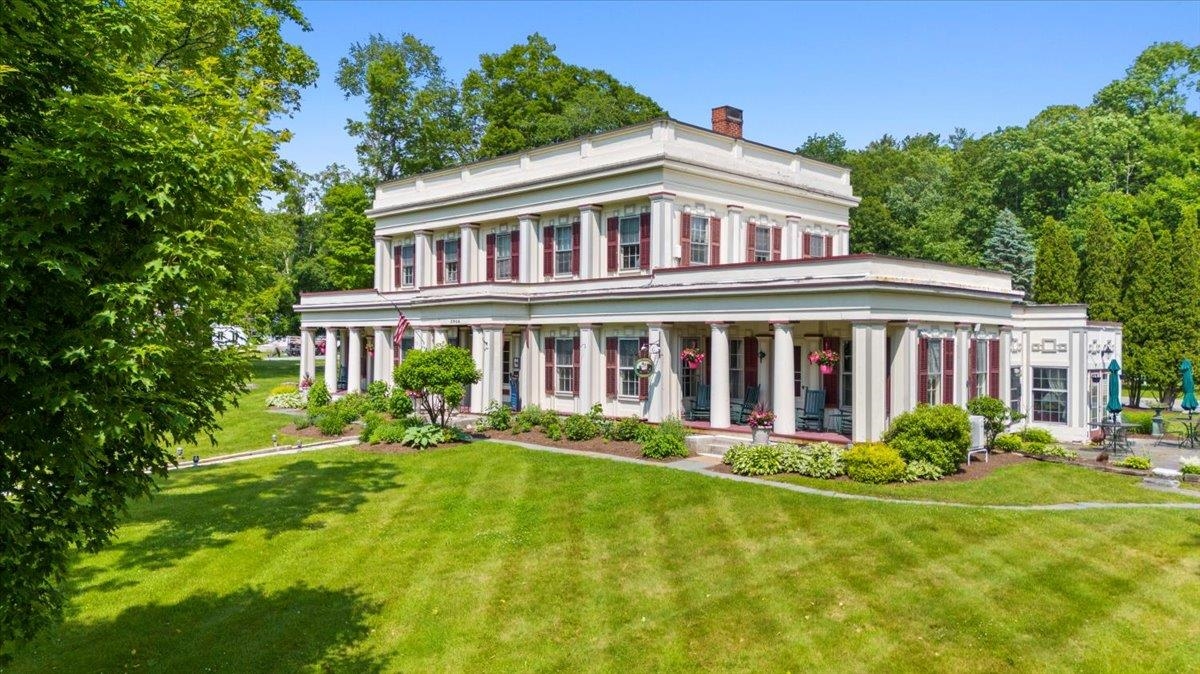 Arlington VT Commercial Property for sale $$1,795,000 $121 per sq.ft.