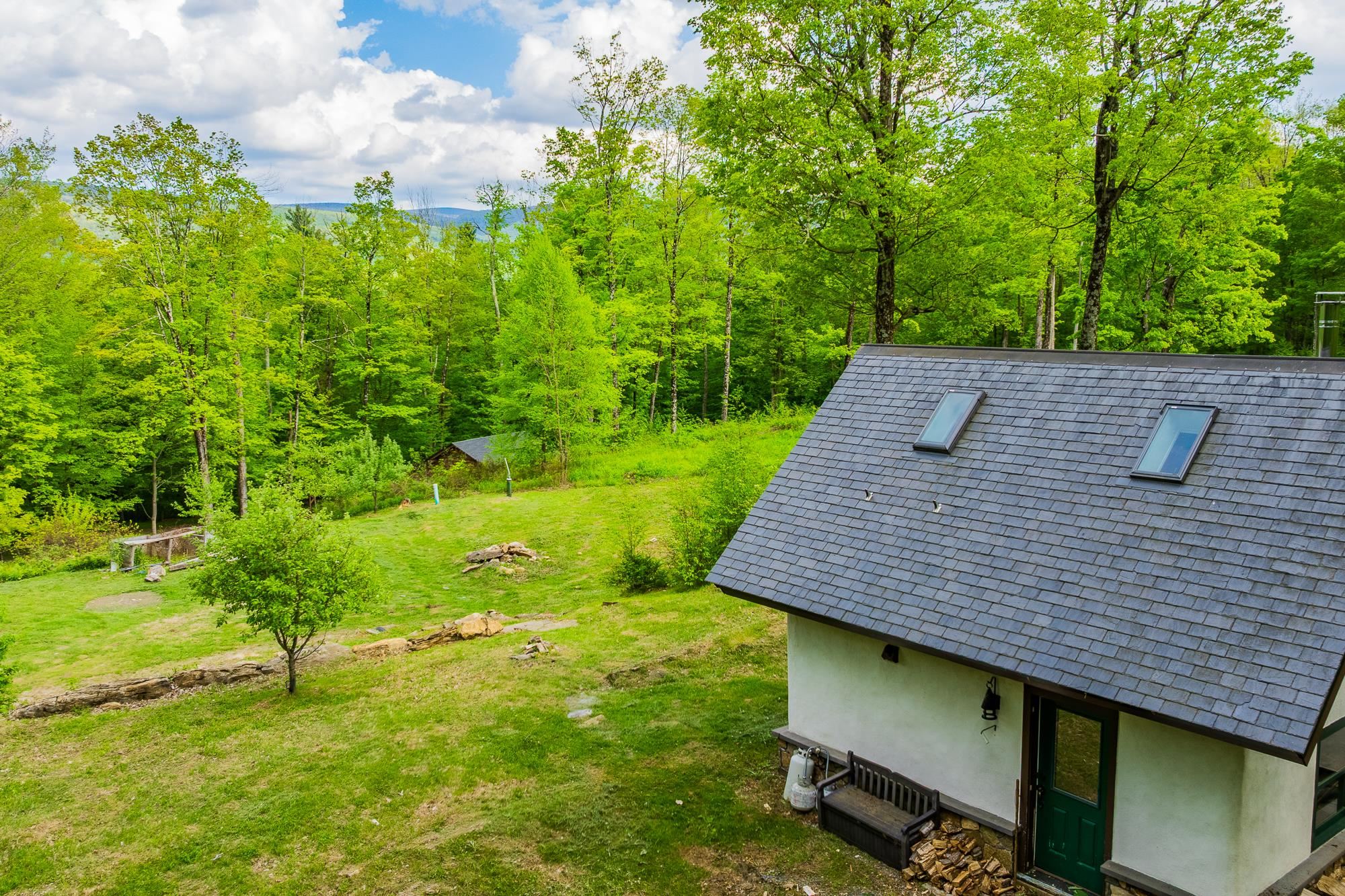 Arlington VT Home for sale $$500,000 $1,667 per sq.ft.