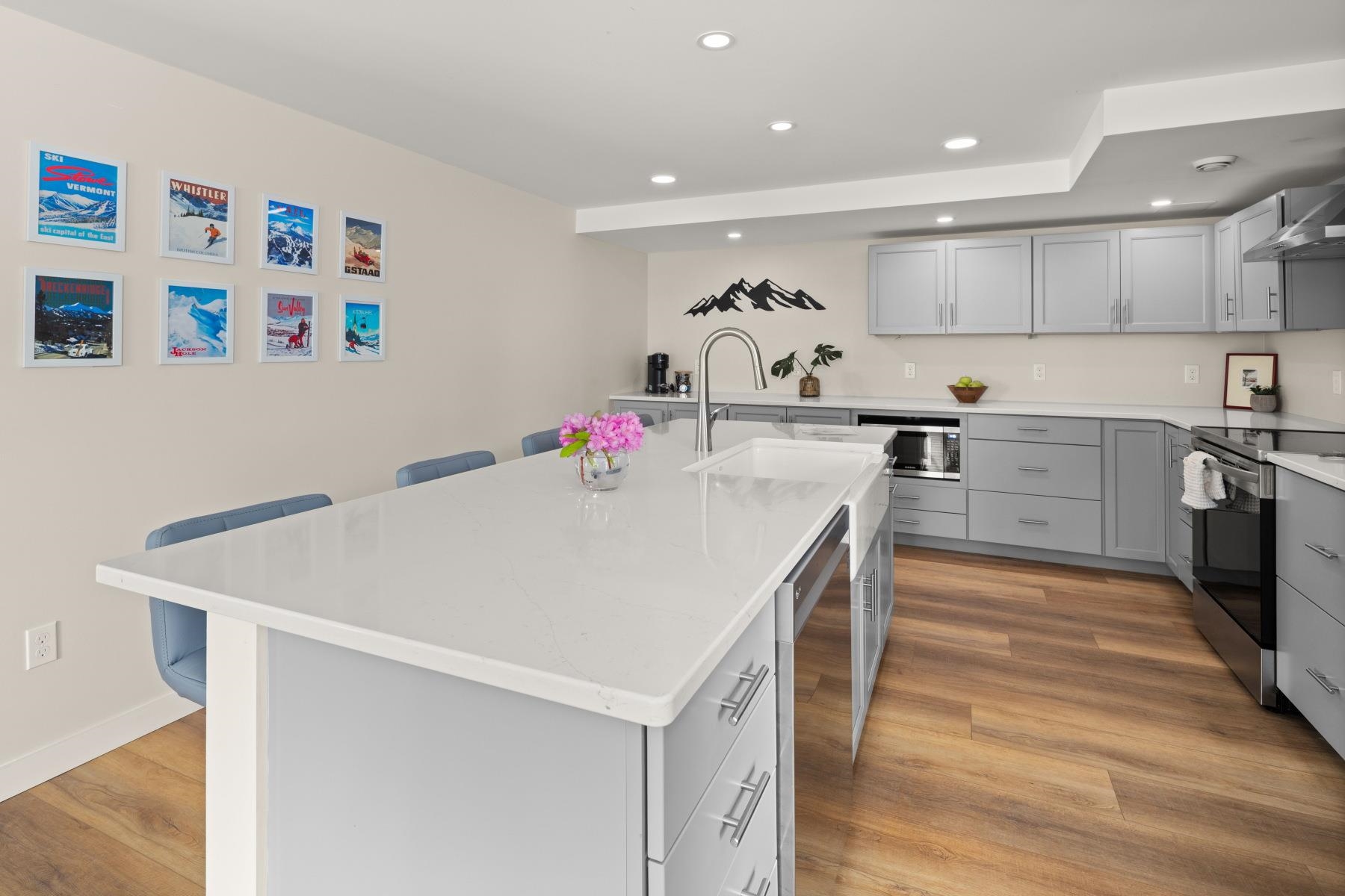 Homes for sale in Stowe, VT | 2366 Mountain Rd #1, Stowe, VT 05672 | MLS# 5046590