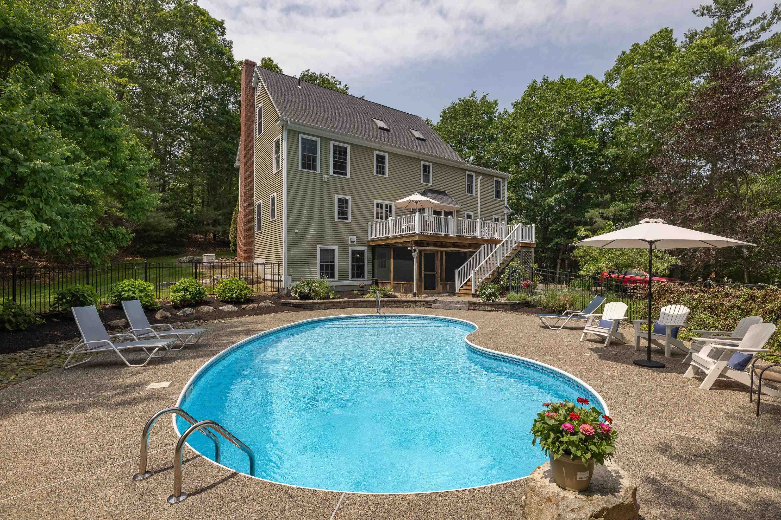 MLS 5046654: 15 Wood Ridge Lane, Exeter NH