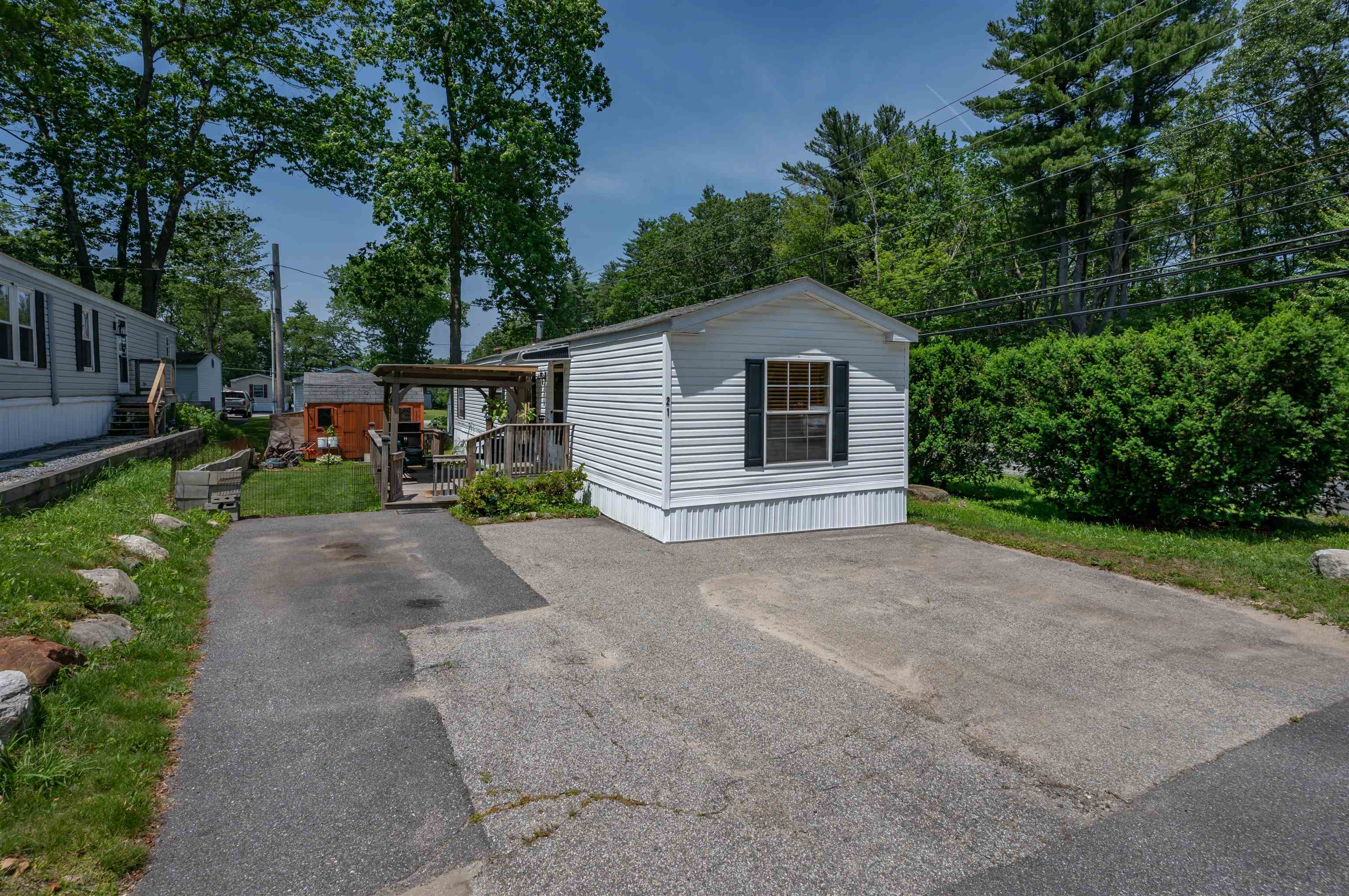 Homes for sale in Derry, NH | 139 Rockingham Rd #21, Derry, NH 03038 | MLS# 5046937