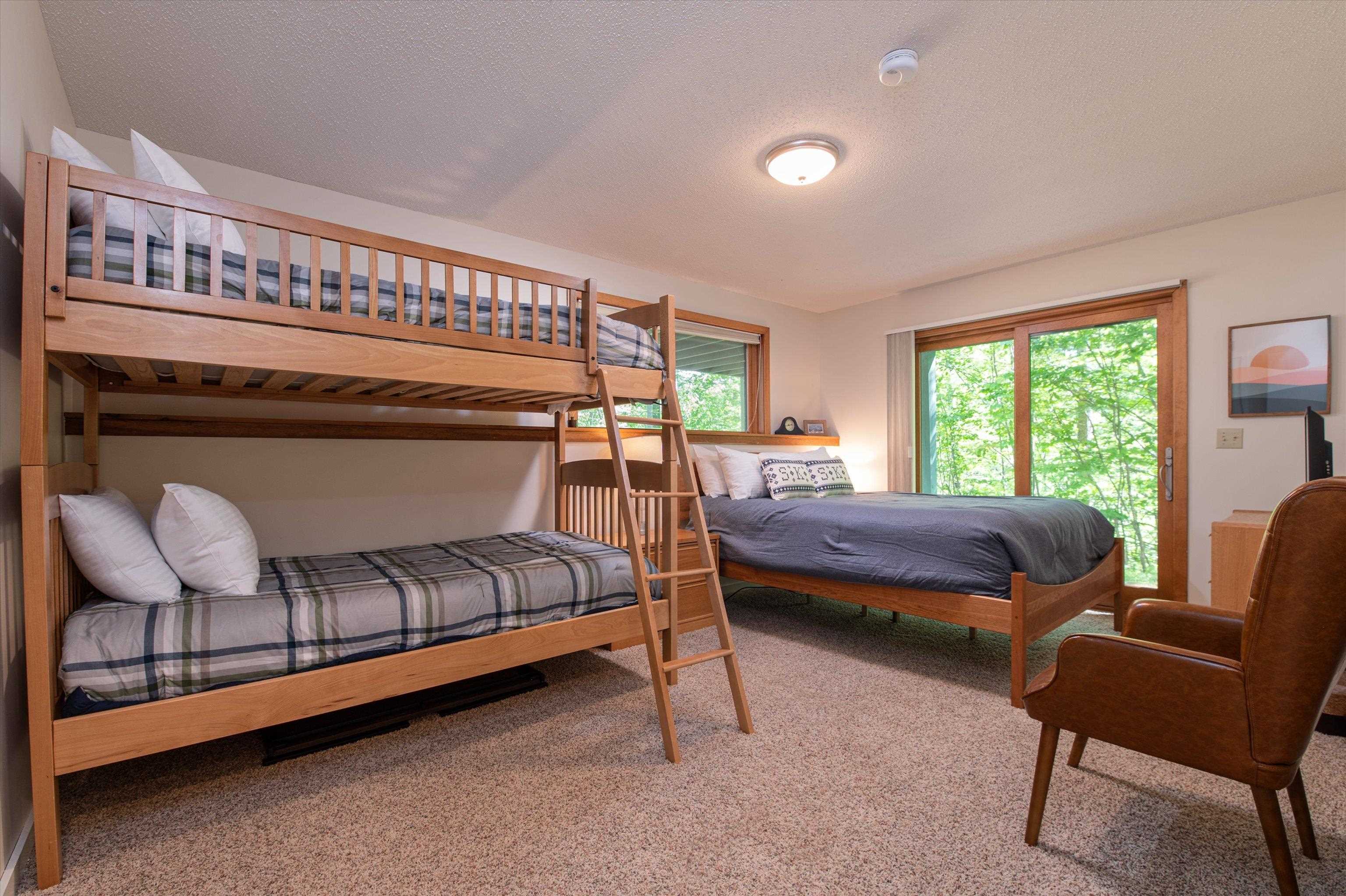 Lower Level Bunkroom 23513840