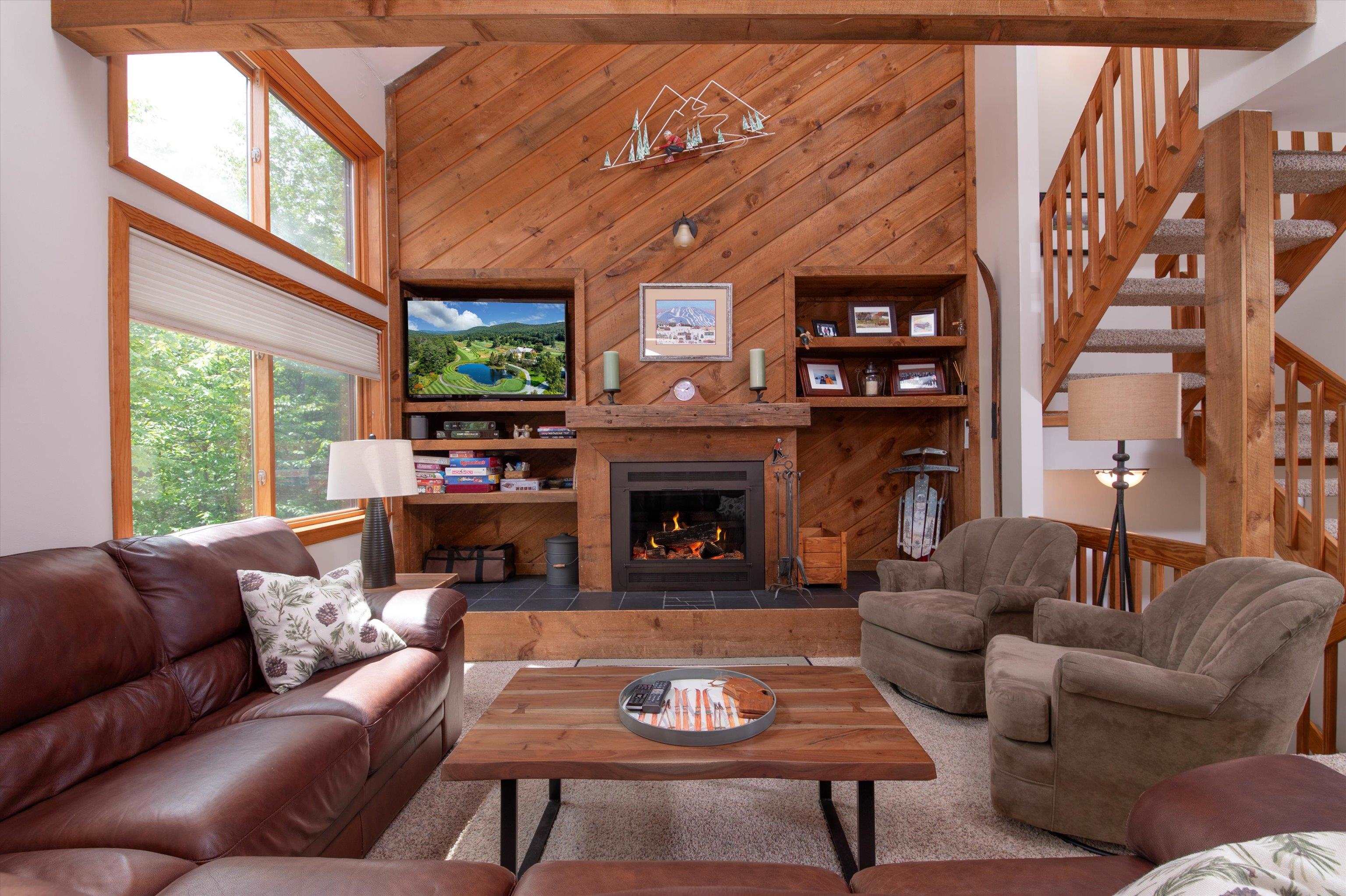 Woodburning Fireplace and Vaulted Ceiling 23513798