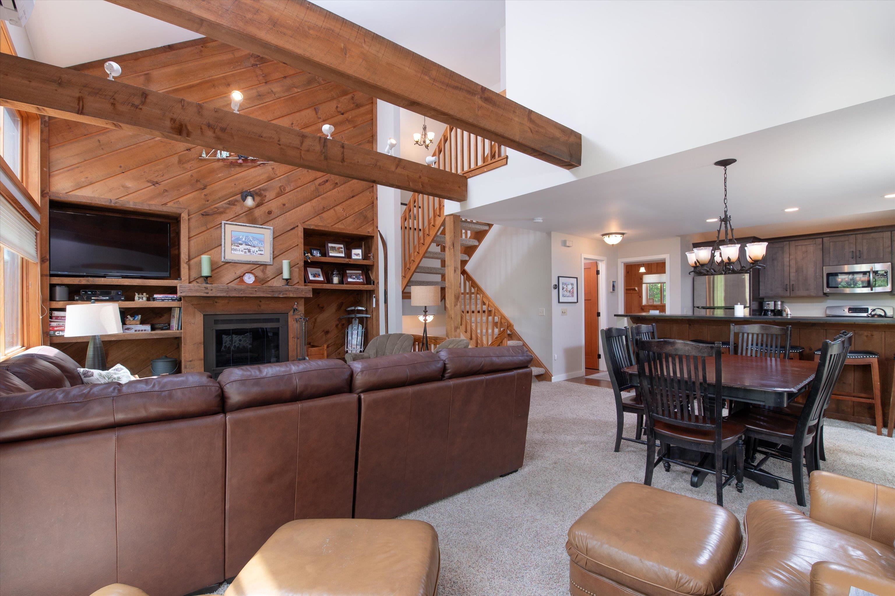 Very Open Floor Plan 23513800