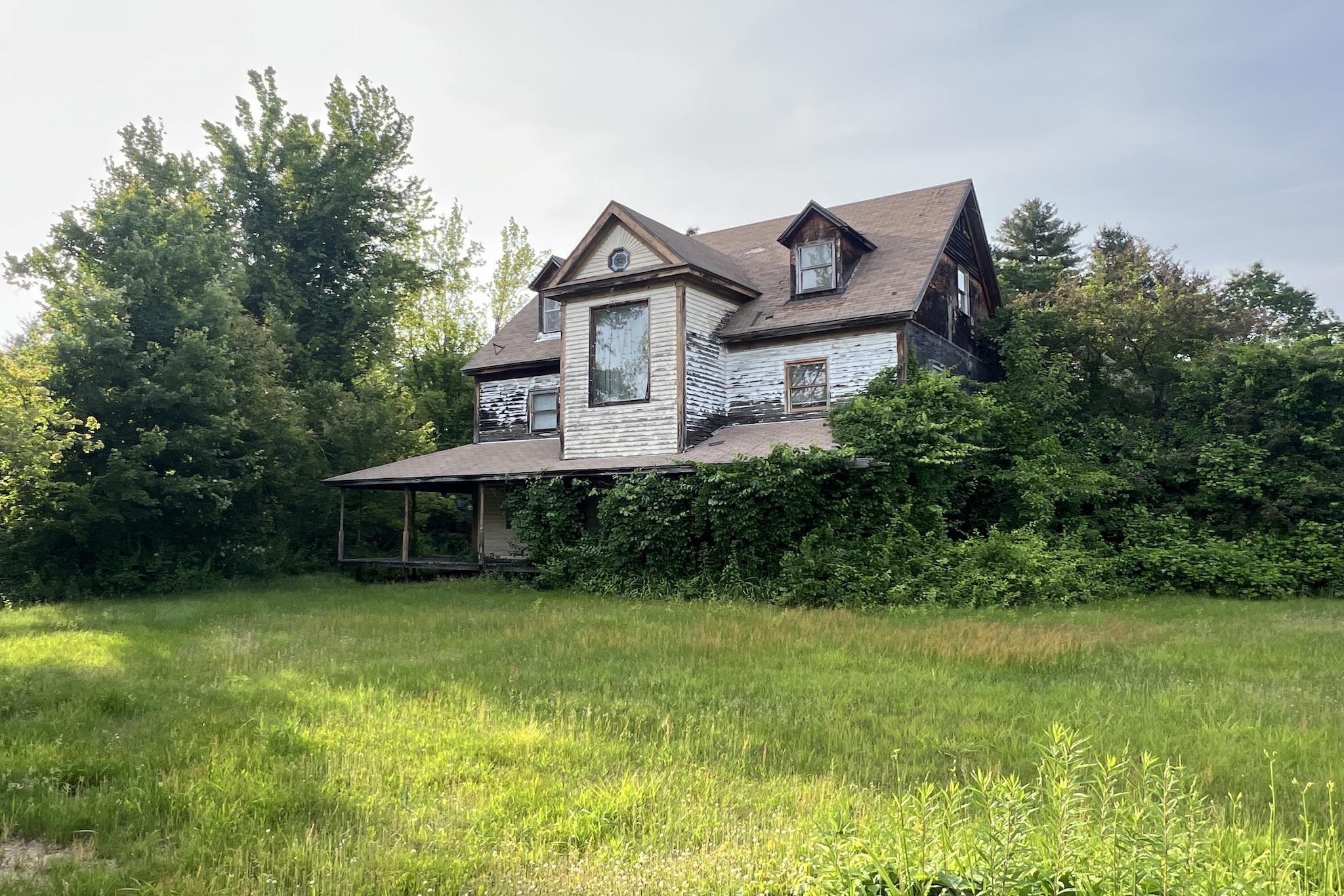 MLS 5047163: 44 Talent Road, Litchfield NH