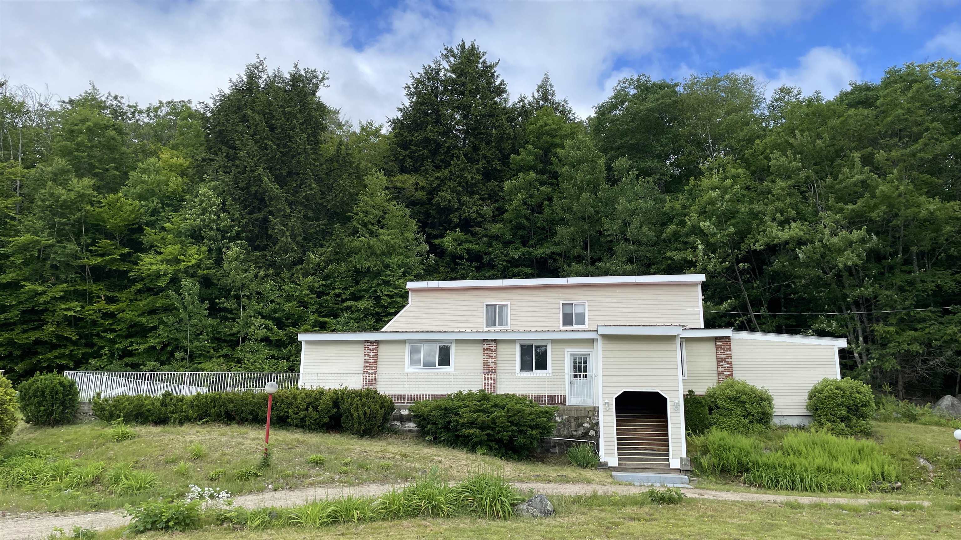 Tamworth NH Commercial Property for sale $$429,999 $111 per sq.ft.