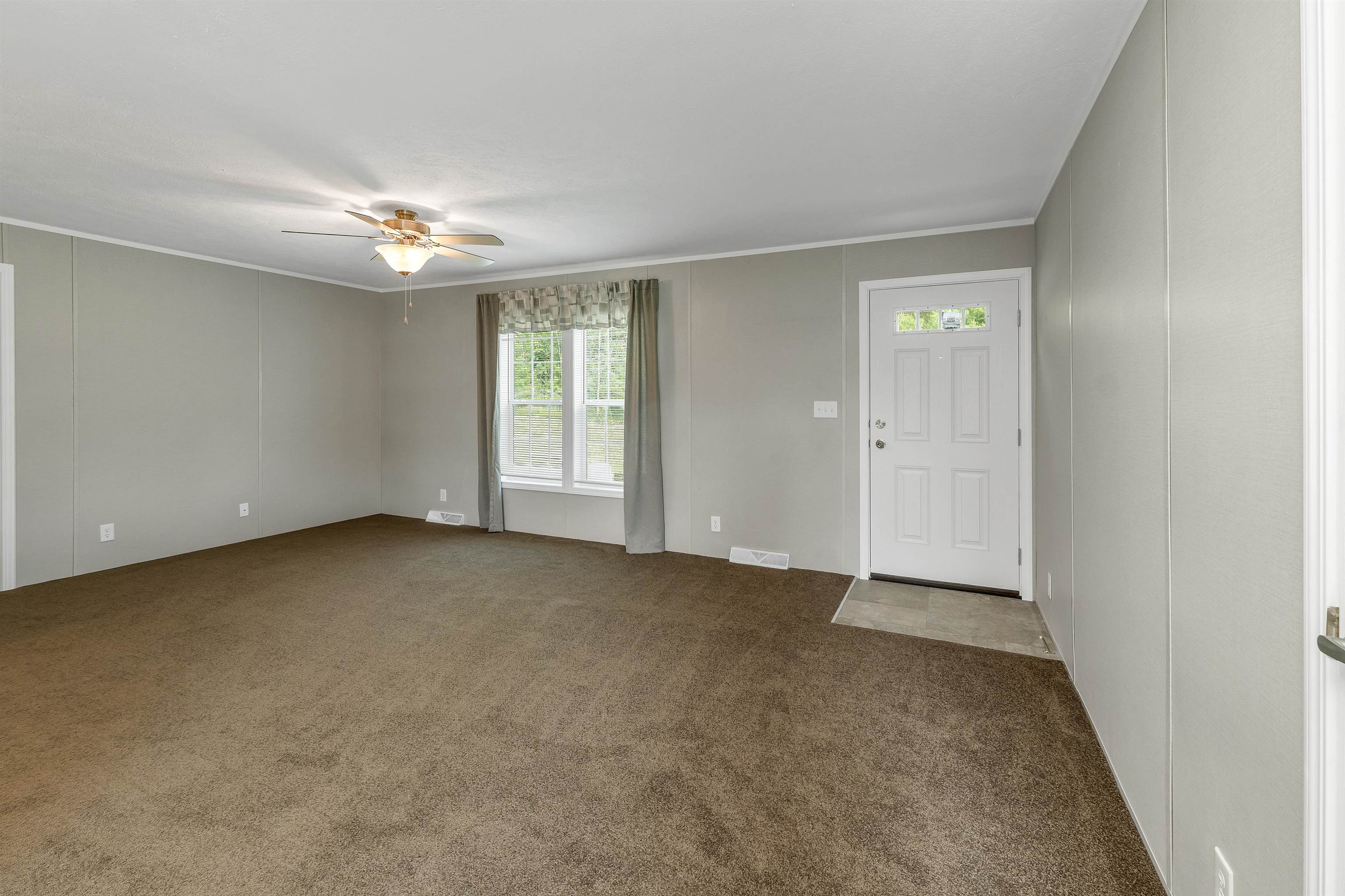 IVING ROOM FRONT ENTRY