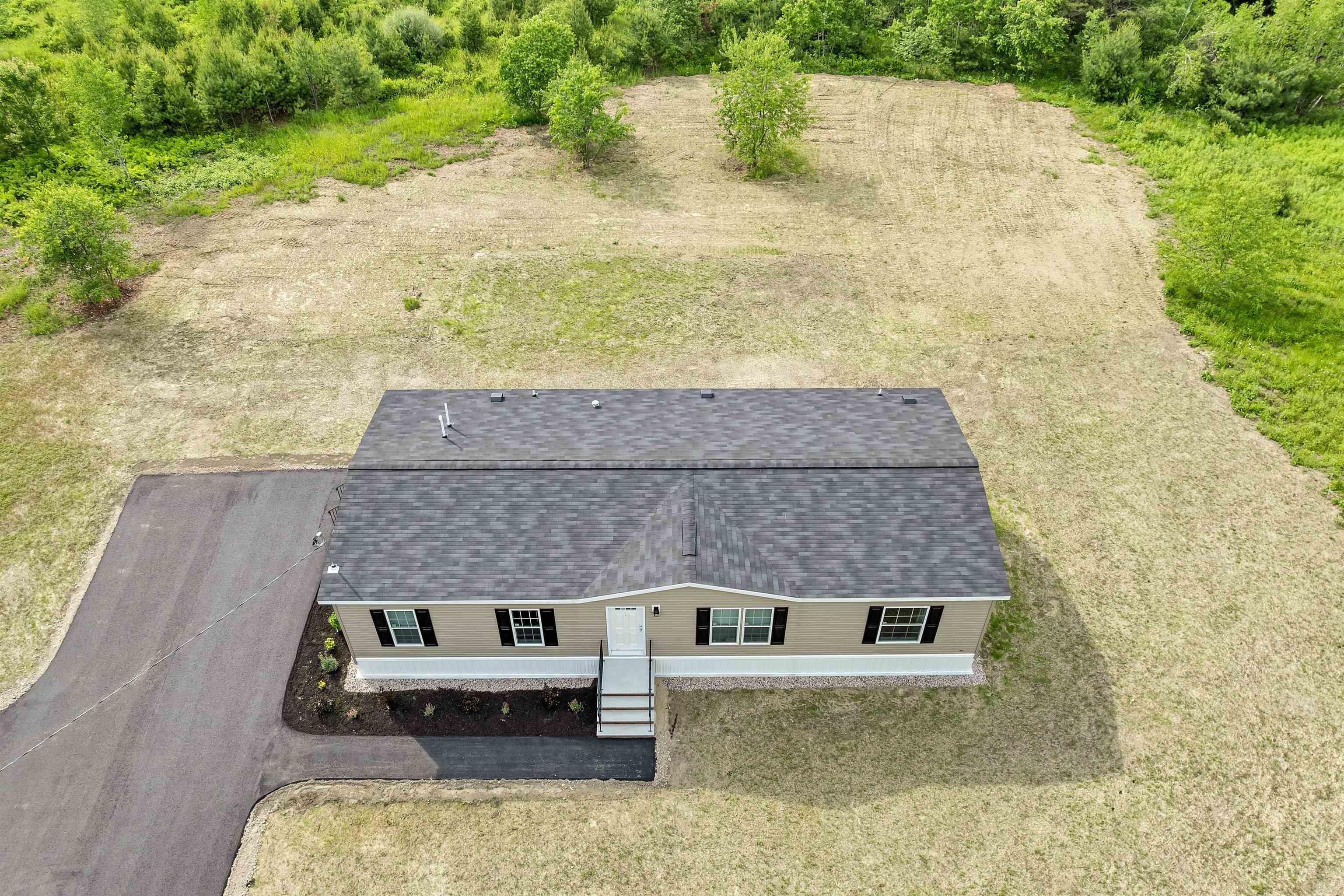 OVERHEAD FRONT AND BACK YARDS