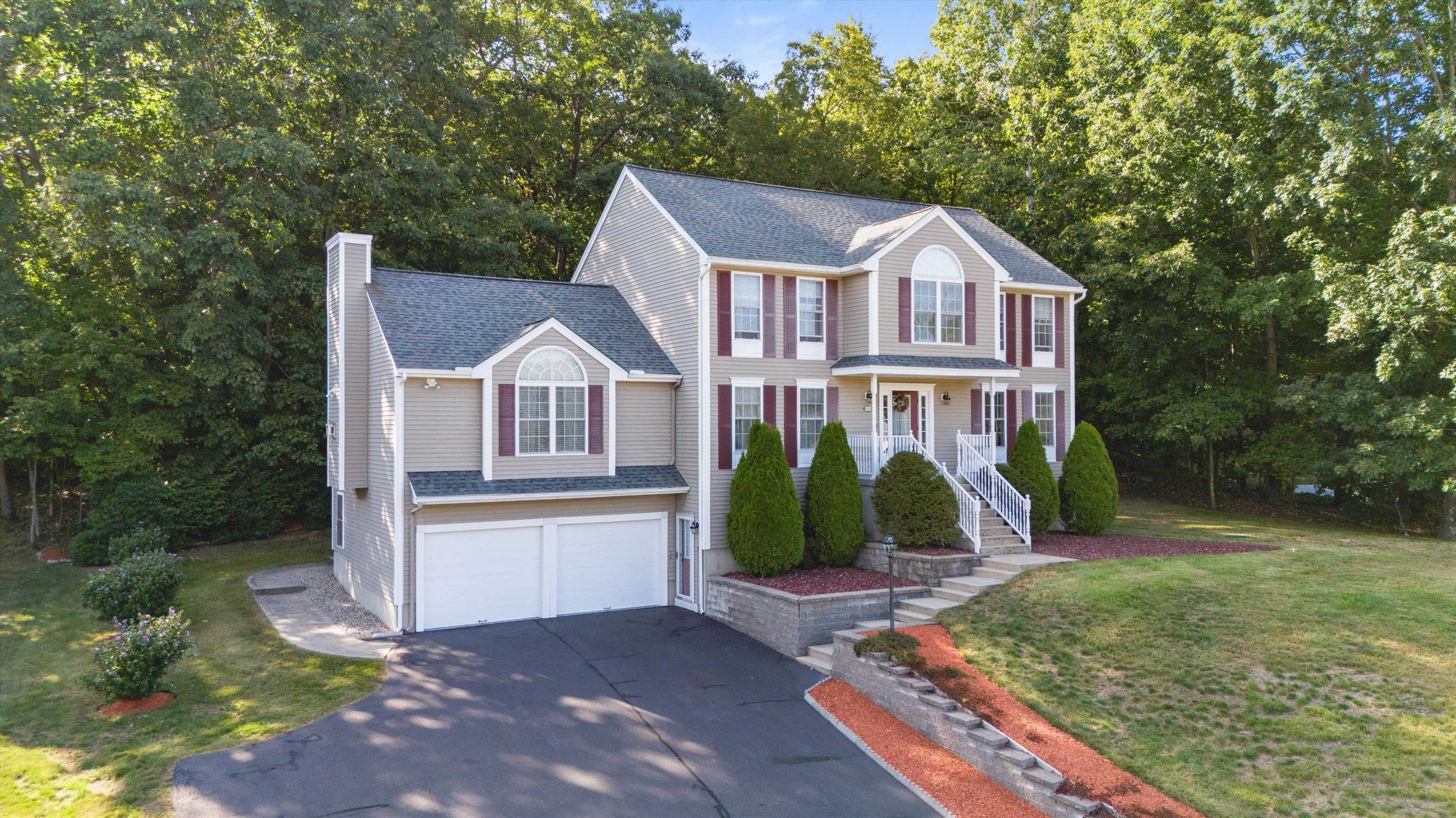 MLS 5047235: 7 Partridge Circle, Salem NH