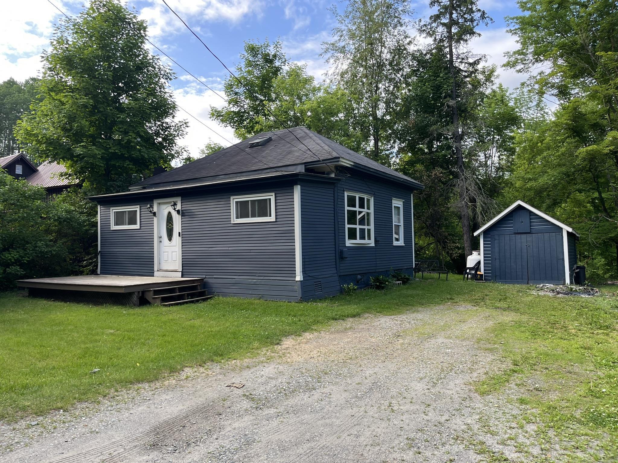 Homes for sale in Newport City, VT | 498 Clyde St, Newport City, VT 05855 | MLS# 5047537