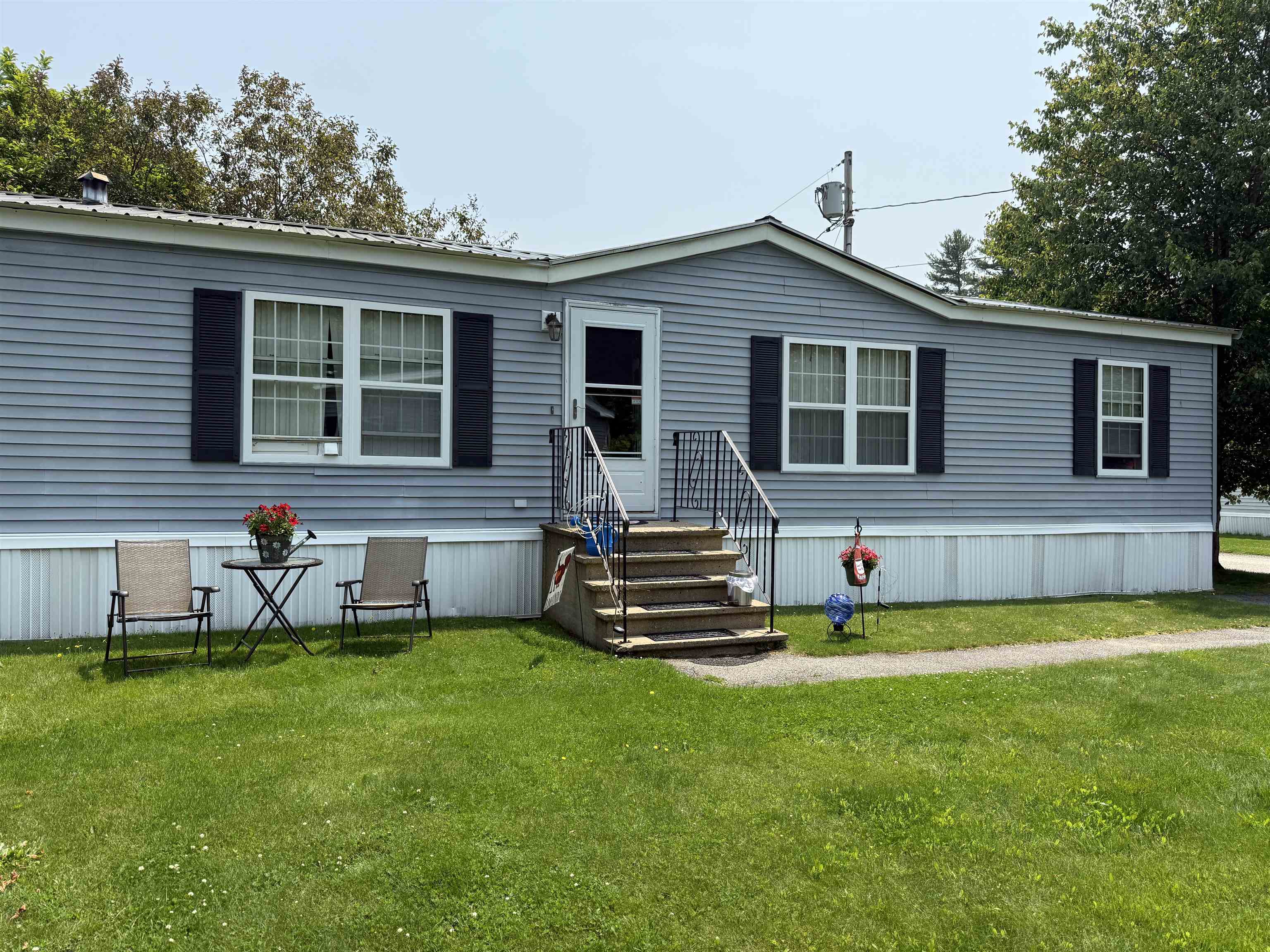 Homes for sale in Exeter, NH | 8 Sir Lancelot Dr, Exeter, NH 03833 | MLS# 5047665