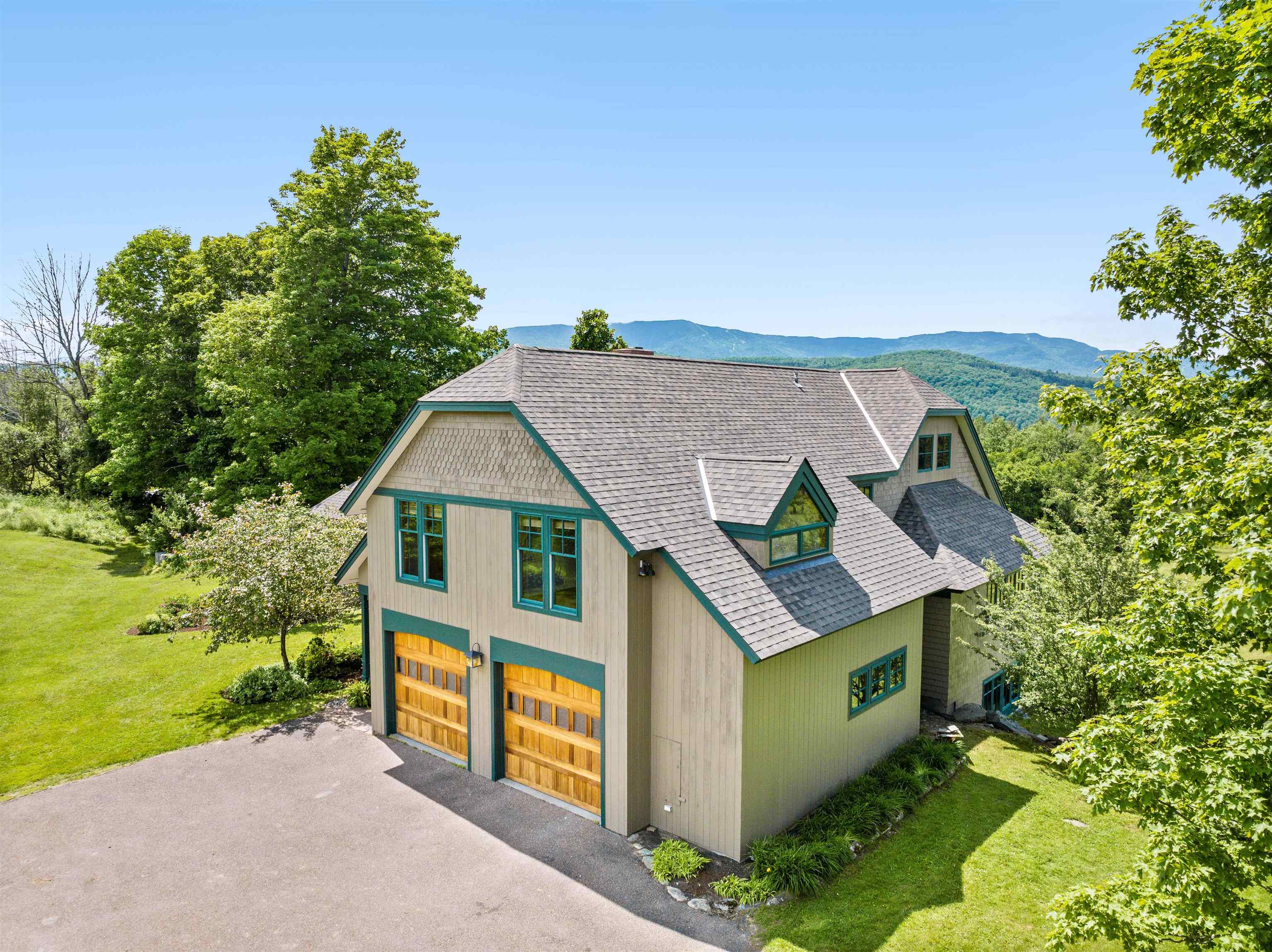 Homes for sale in Waitsfield, VT | 2000 East Warren Rd, Waitsfield, VT 05673 | MLS# 5047719