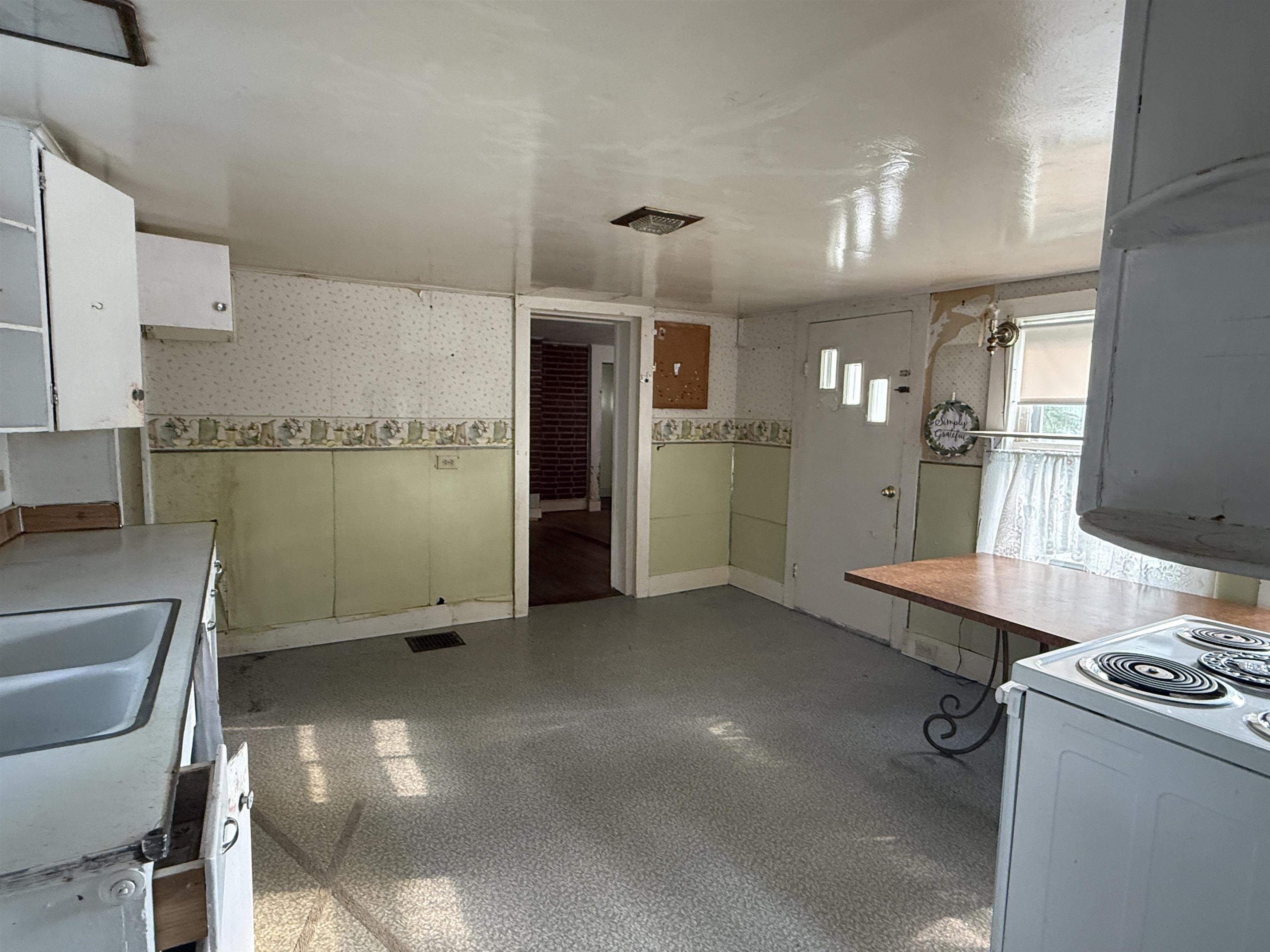 Homes for sale in Proctor, VT | 60 South St, Proctor, VT 05763 | MLS# 5047735