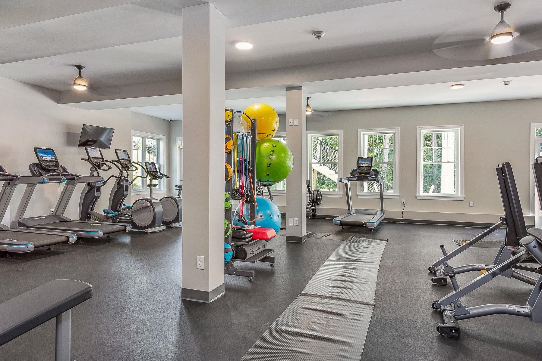 58 The Cliffs At Evergreen Evergreen Dr, Auburn, NH 03032