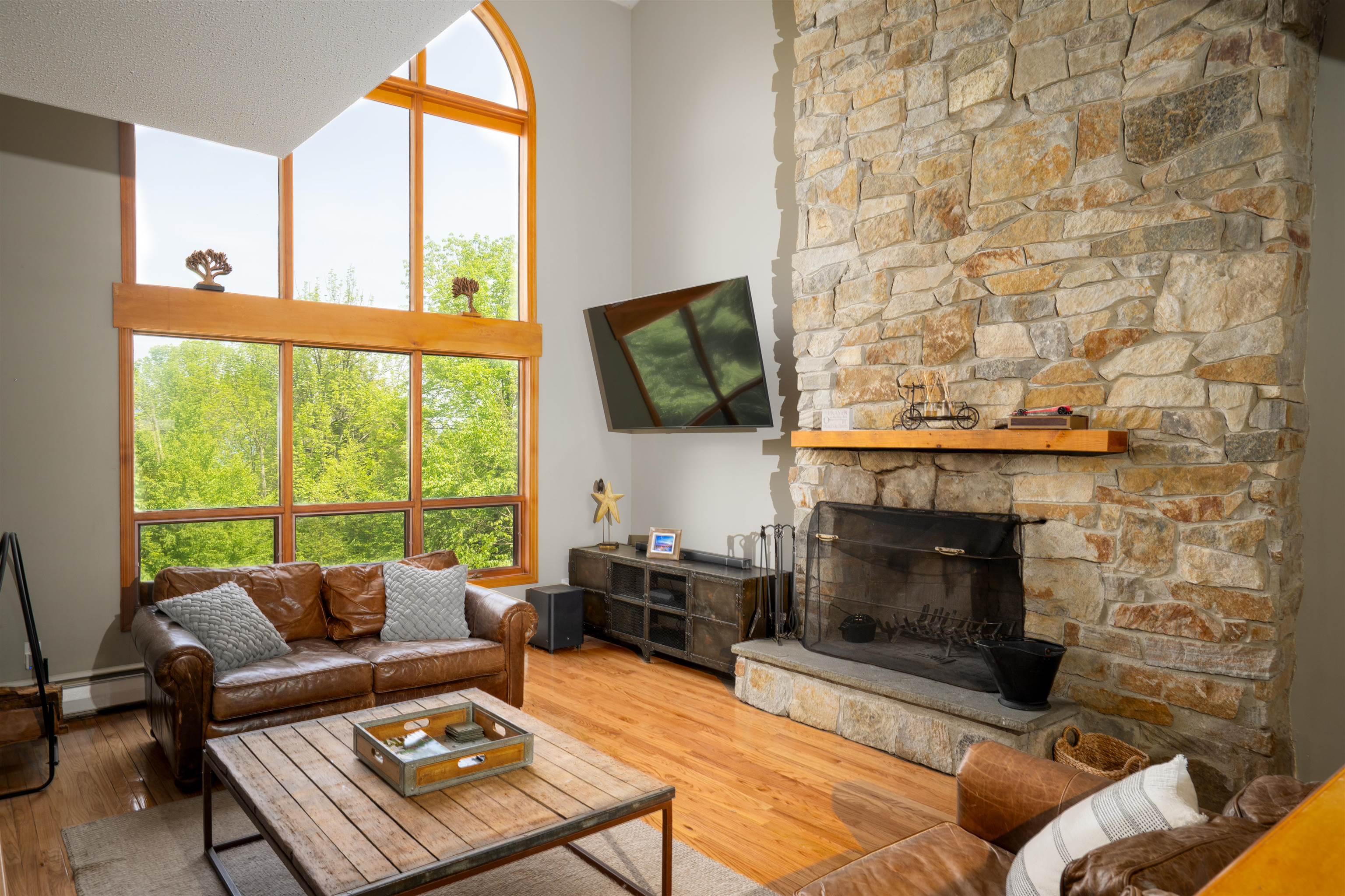 Homes for sale in Winhall, VT | 25 Benson Fuller Rd, Winhall, VT 05340 | MLS# 5047853