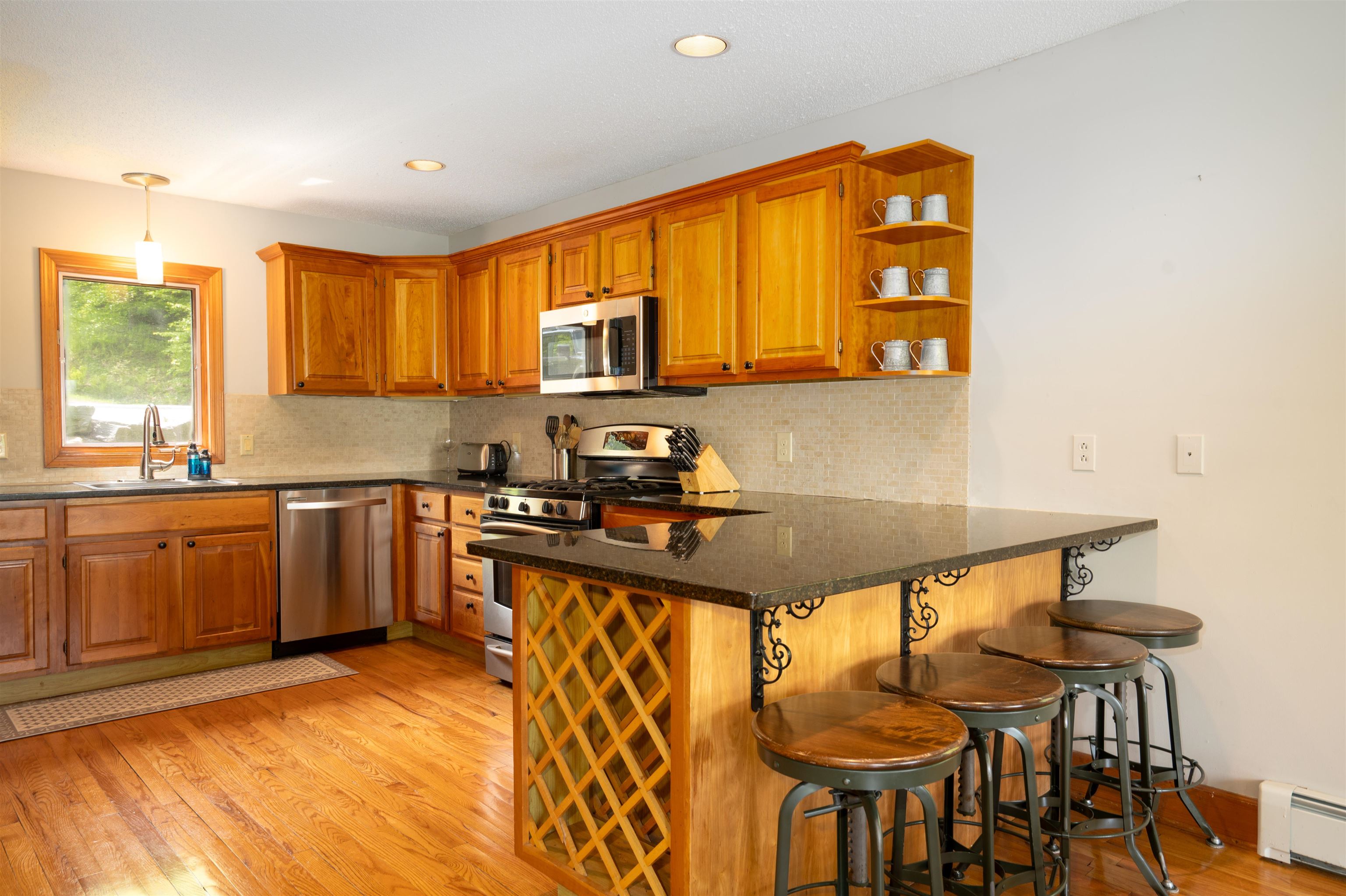 Homes for sale in Winhall, VT | 25 Benson Fuller Rd, Winhall, VT 05340 | MLS# 5047853