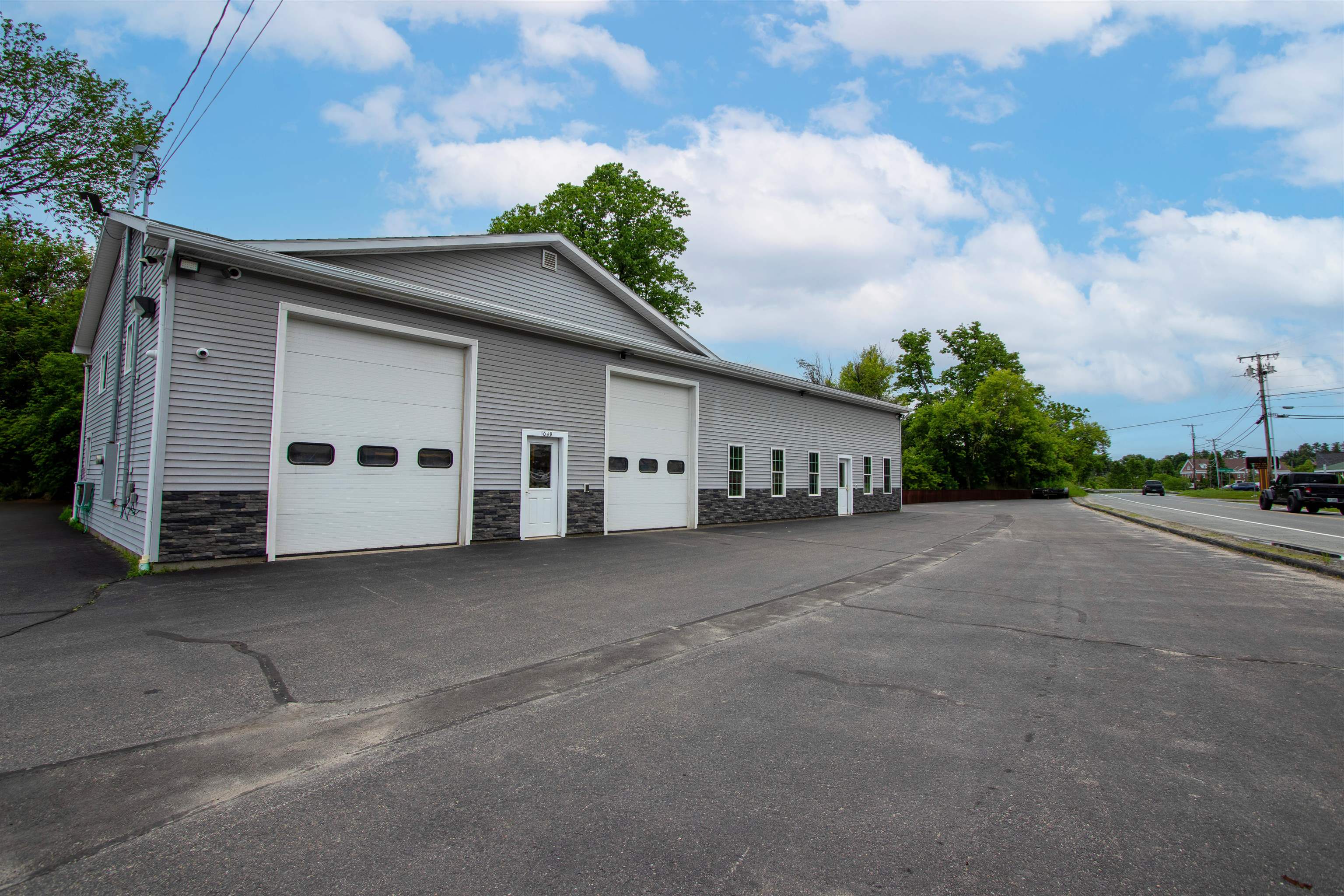St. Johnsbury VT Commercial Property for sale $$585,000 $215 per sq.ft.