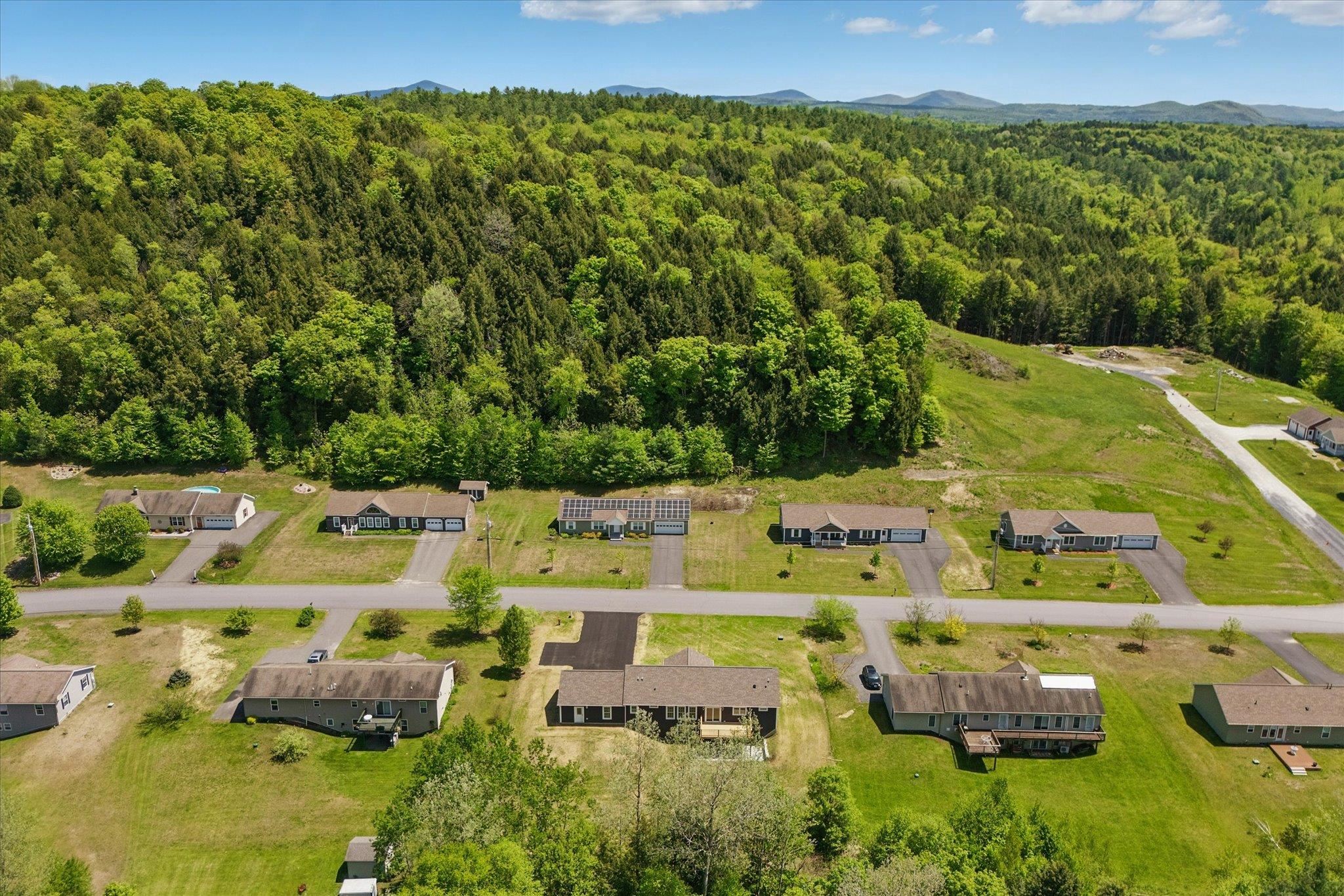 542 Partridge Farm Rd, Berlin, VT 05641