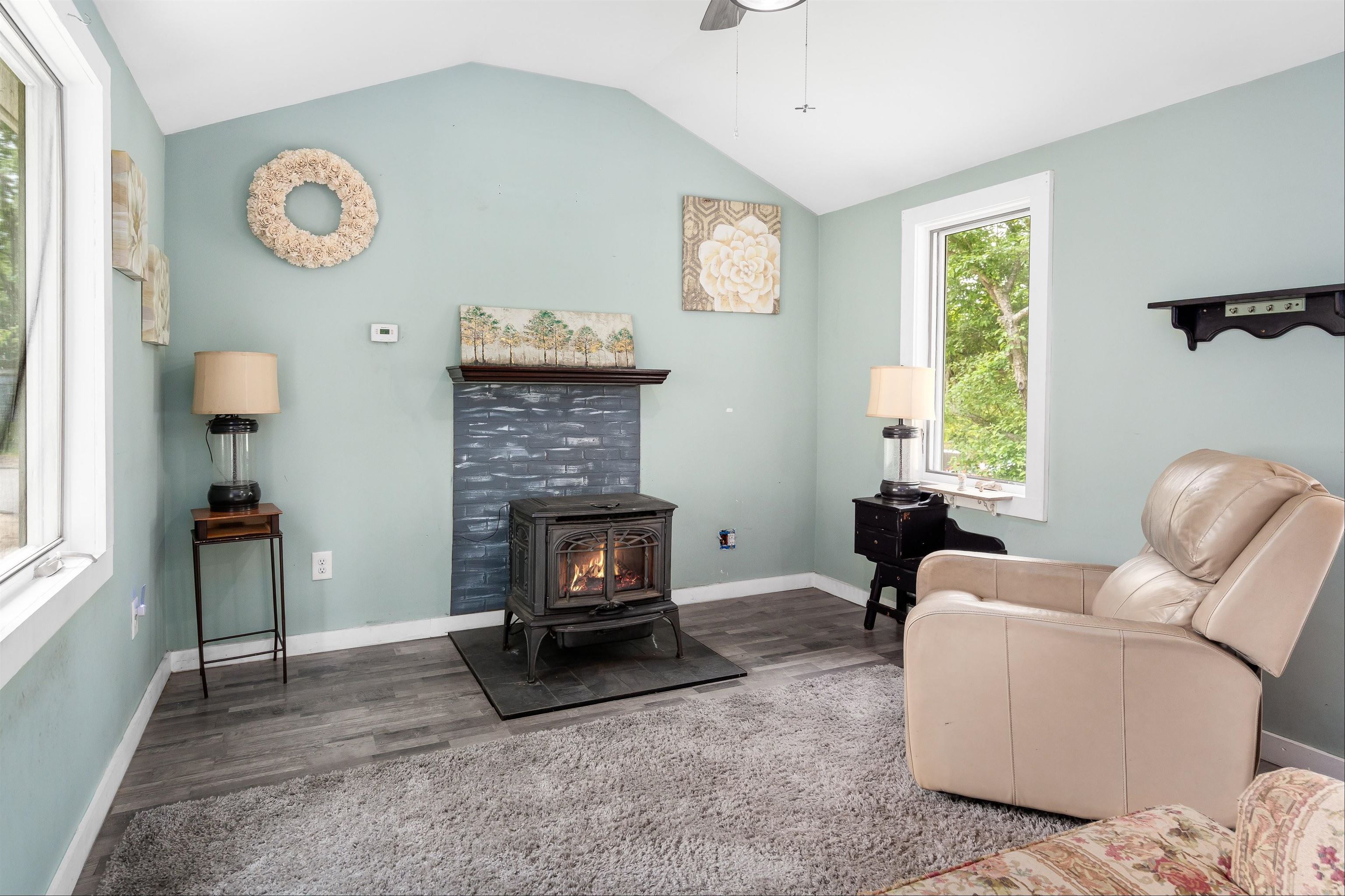 Homes for sale in Allenstown, NH | 8 Bush Ave, Allenstown, NH 03275 | MLS# 5048027