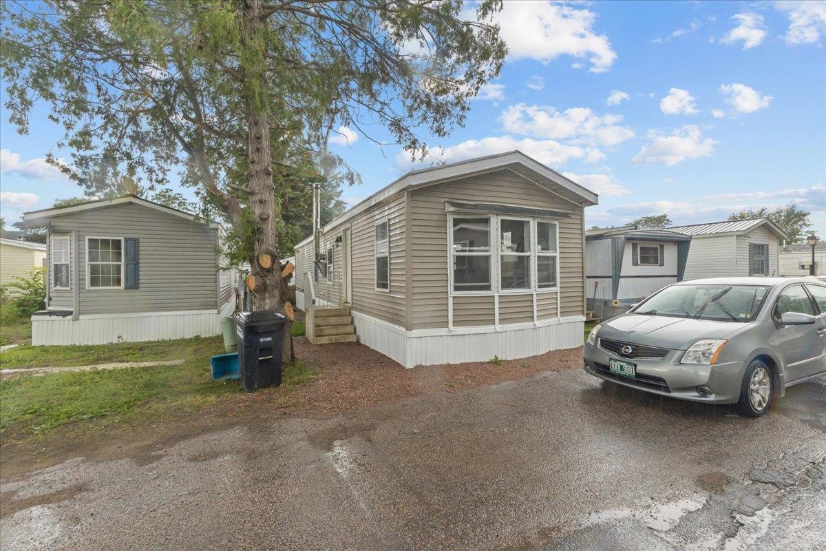 Homes for sale in Burlington, VT | 23 Avenue C, Burlington, VT 05408 | MLS# 5048102