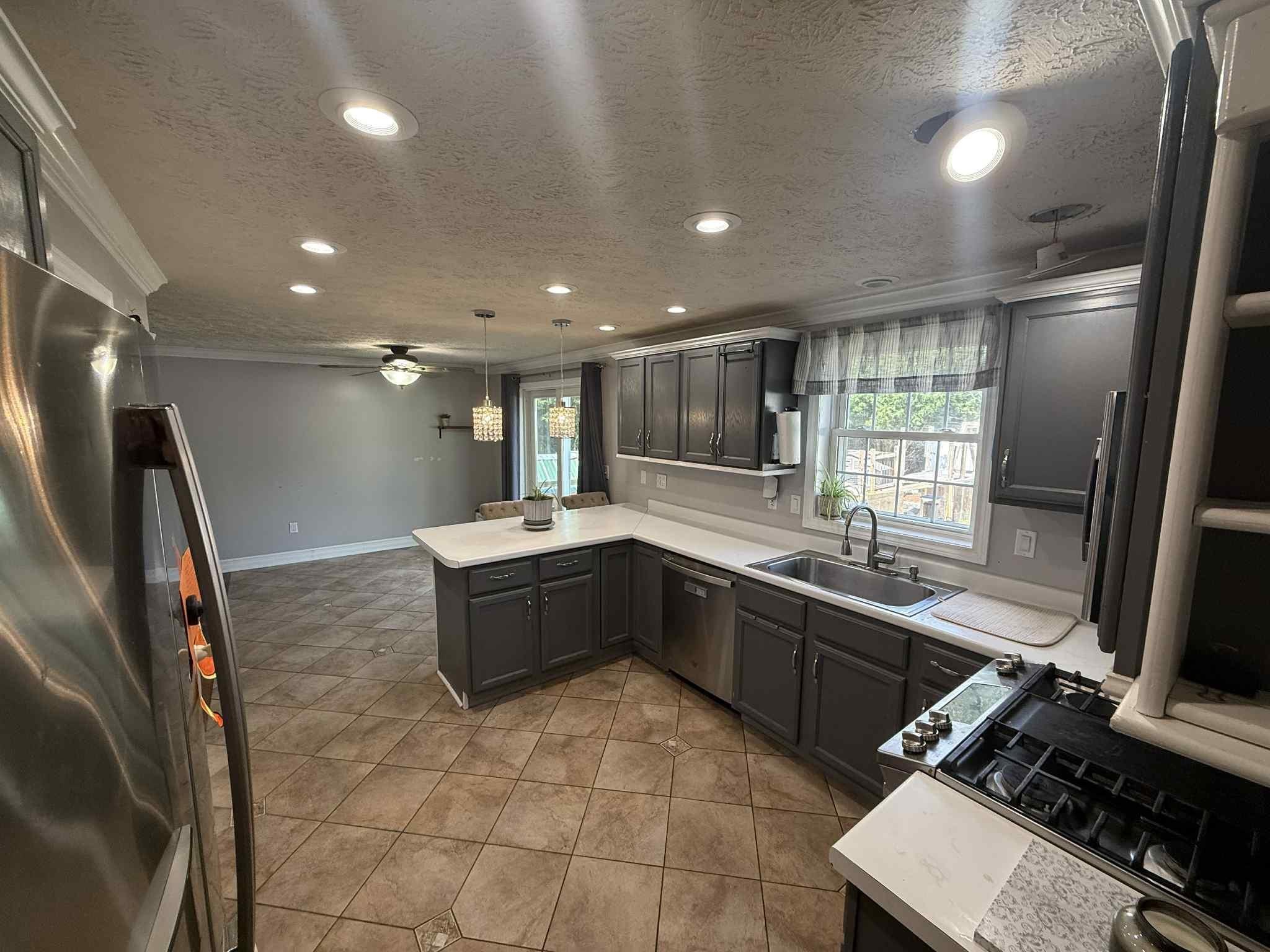 Homes for sale in Manchester, NH | 612 Megan Rd, Manchester, NH 03109 | MLS# 5048191