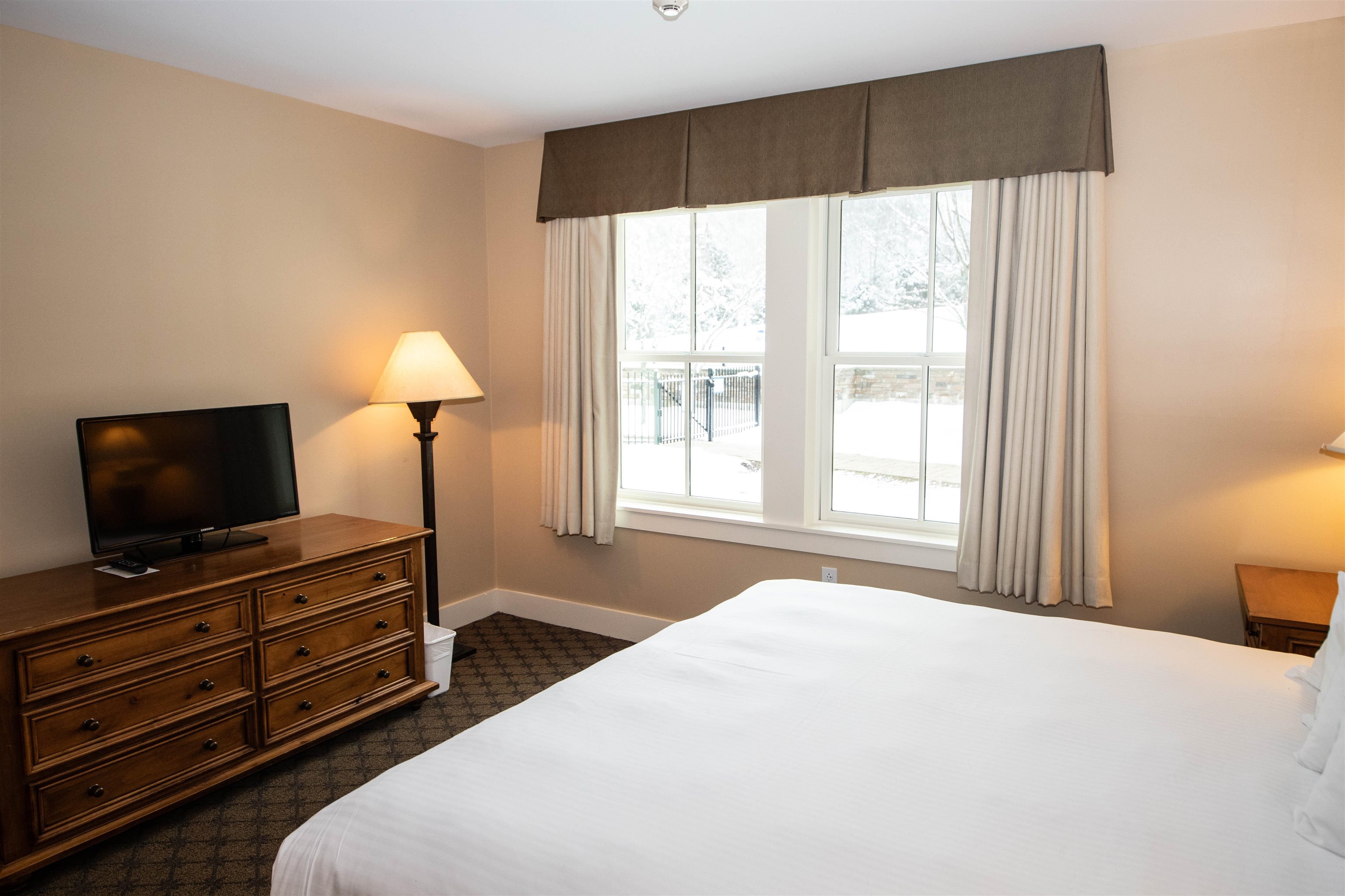 Another mountain view 23502932