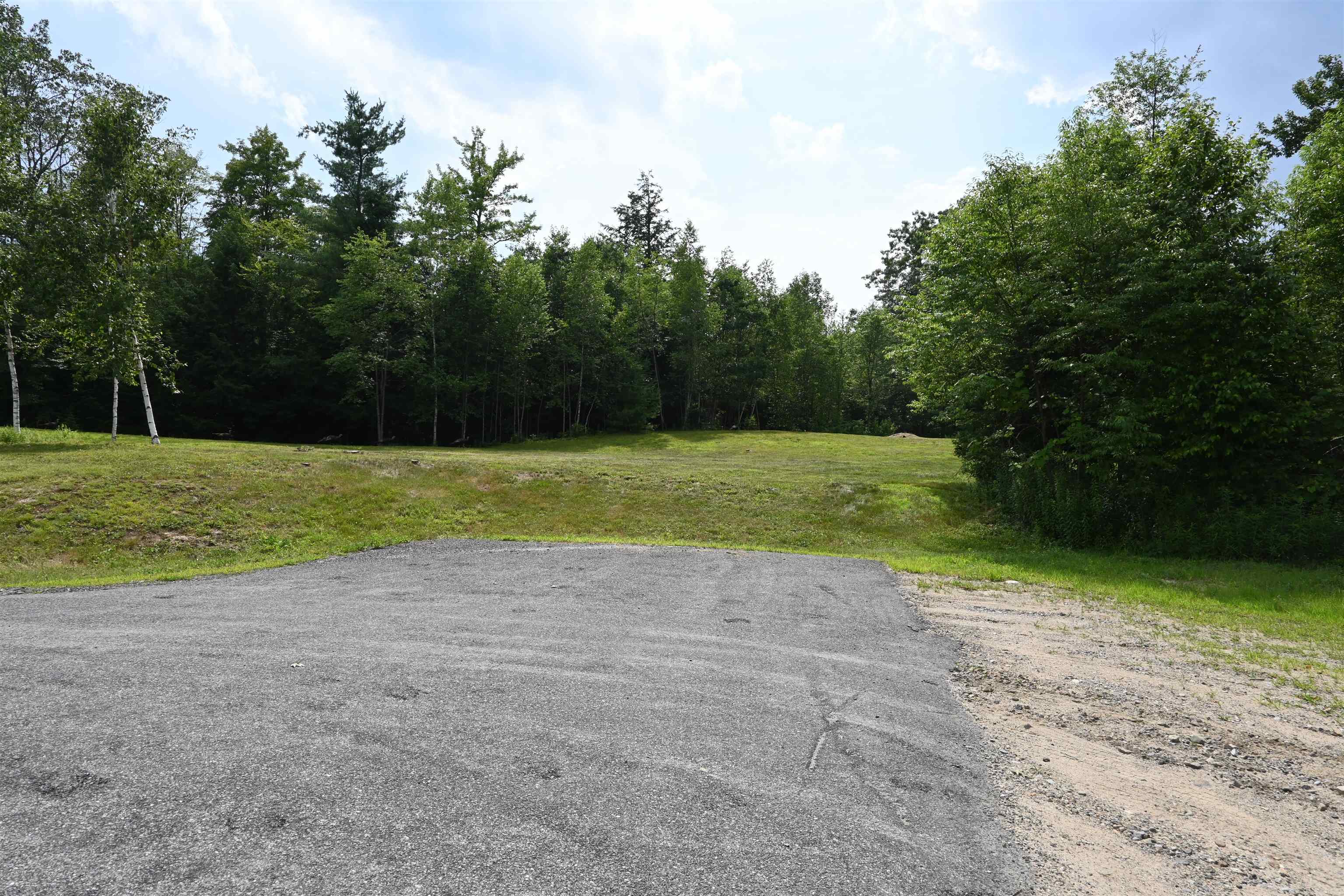 2 Granite Valley Rd, Hopkinton, NH 03229