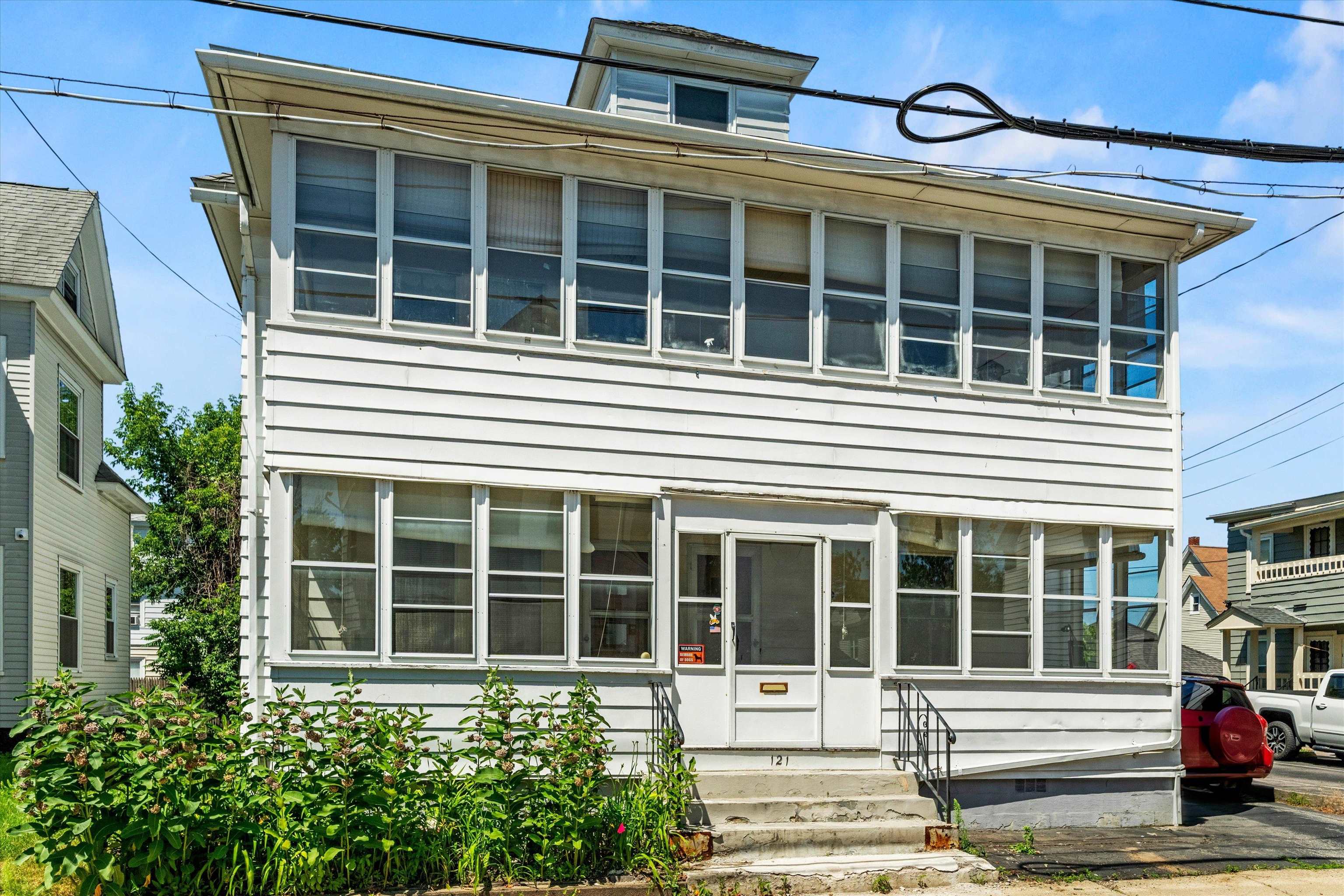 Homes for sale in Nashua, NH | 121 Palm St, Nashua, NH 03060 | MLS# 5048430