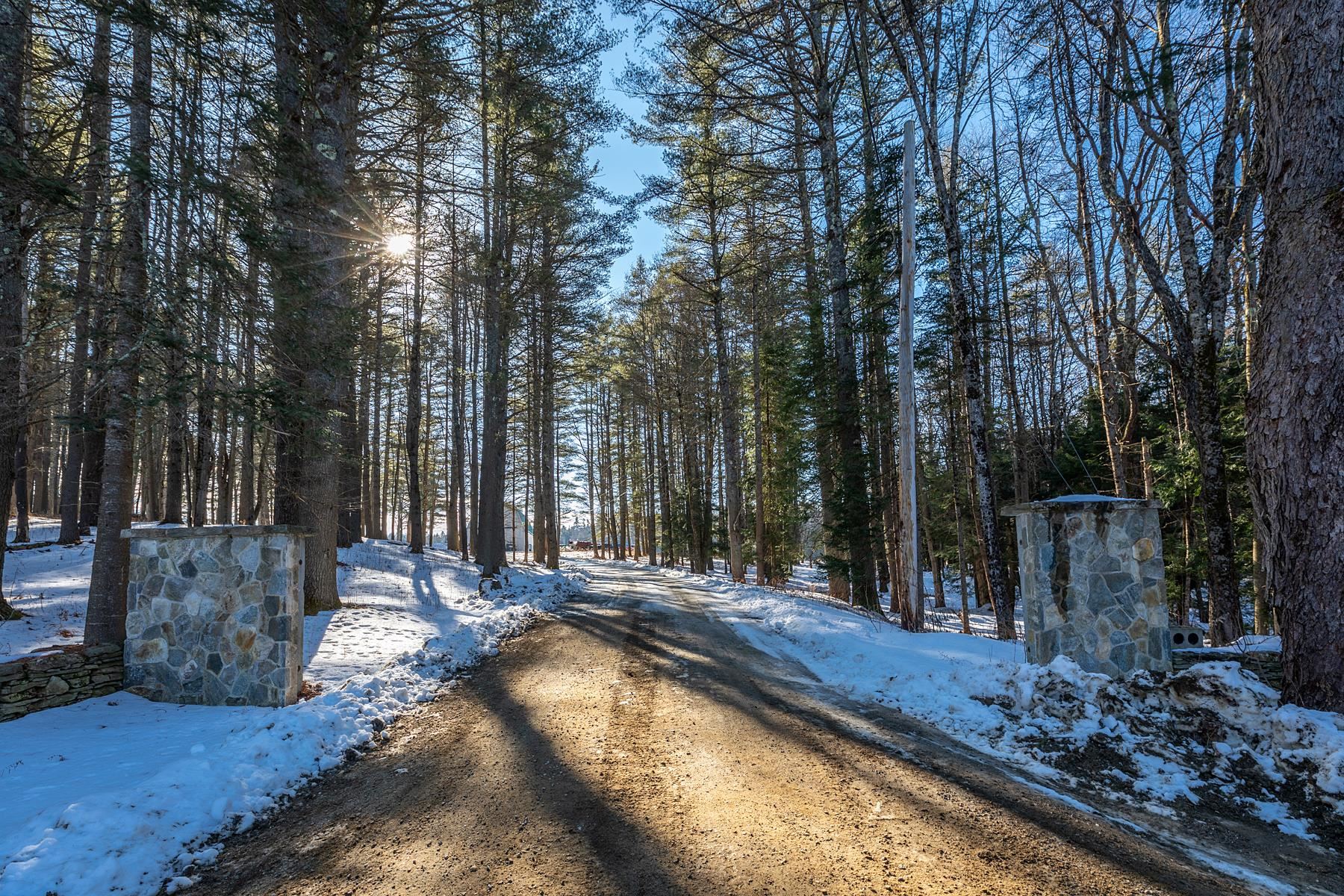 Homes for sale in Londonderry, VT | 340 Melendy Hill Rd, Londonderry, VT 05155 | MLS# 5048489