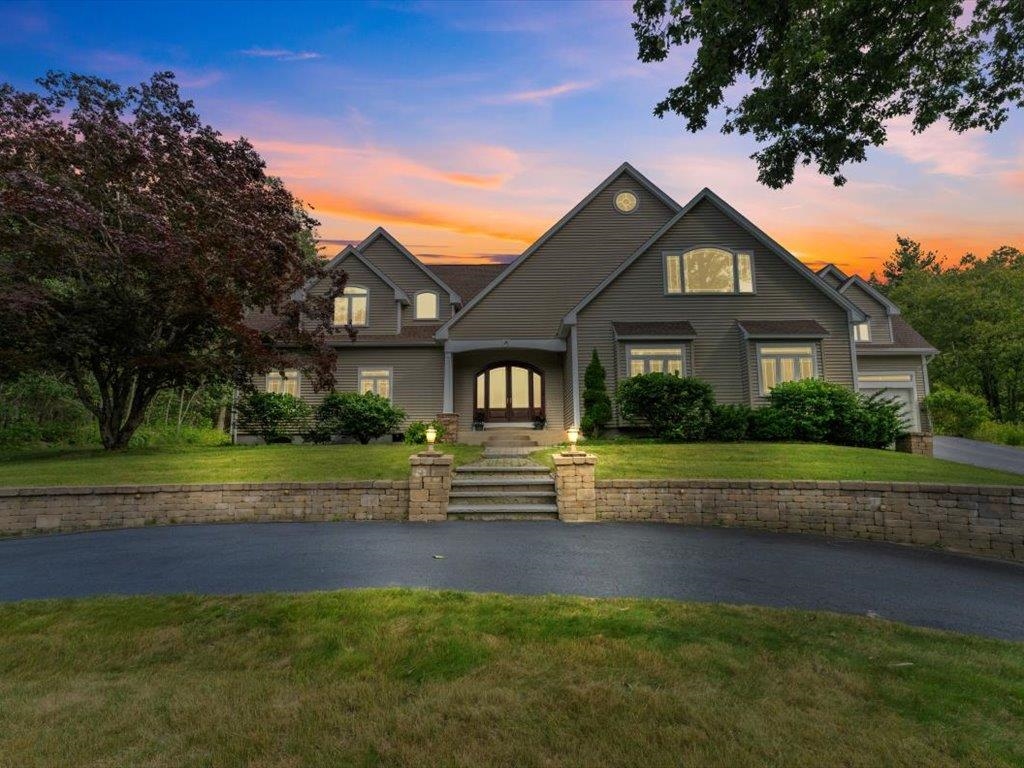 MLS 5048564: 1 Dragonfly Way, Londonderry NH